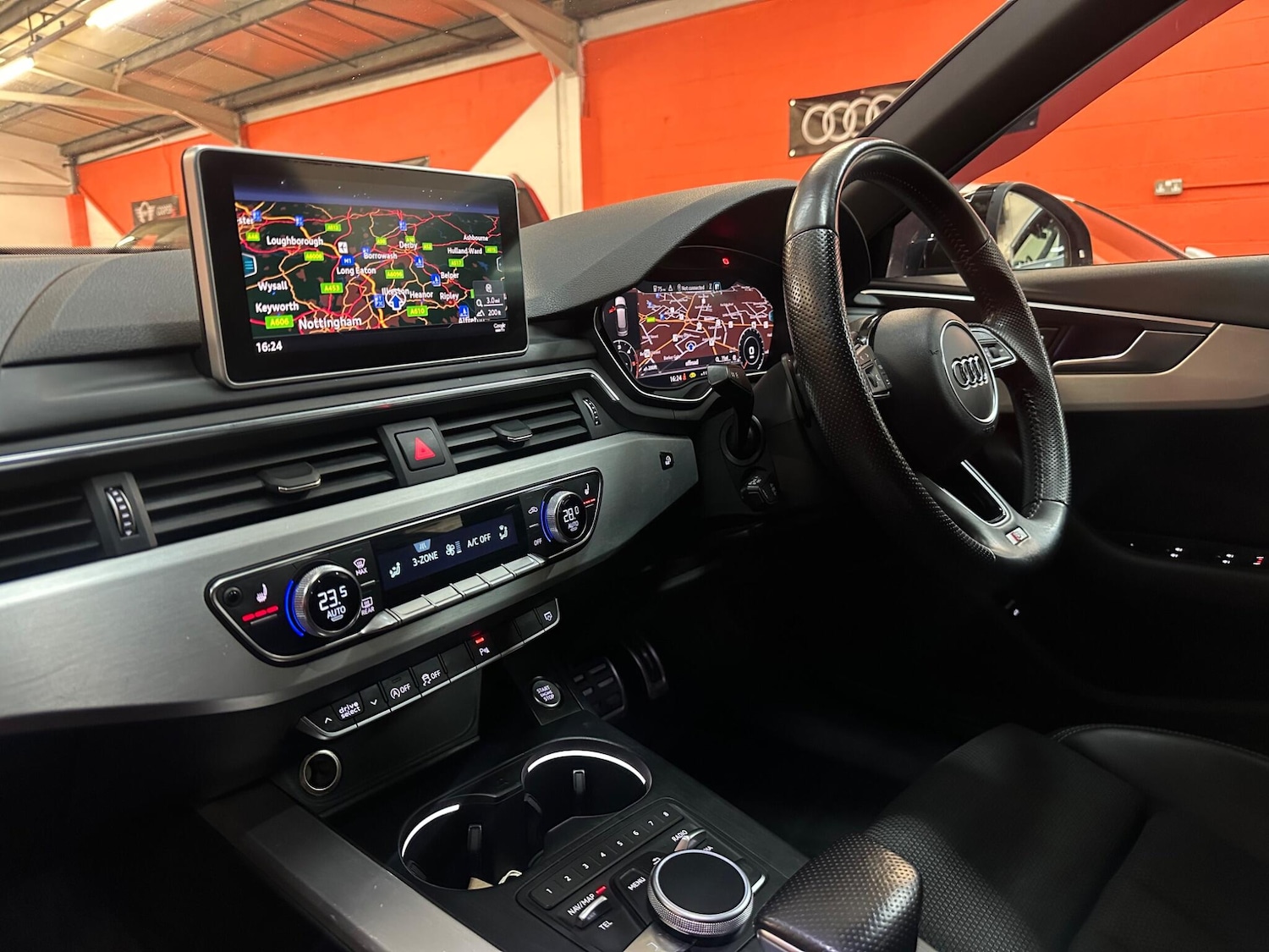 Used Audi A4 2016 for sale - 77537642: Photo 25