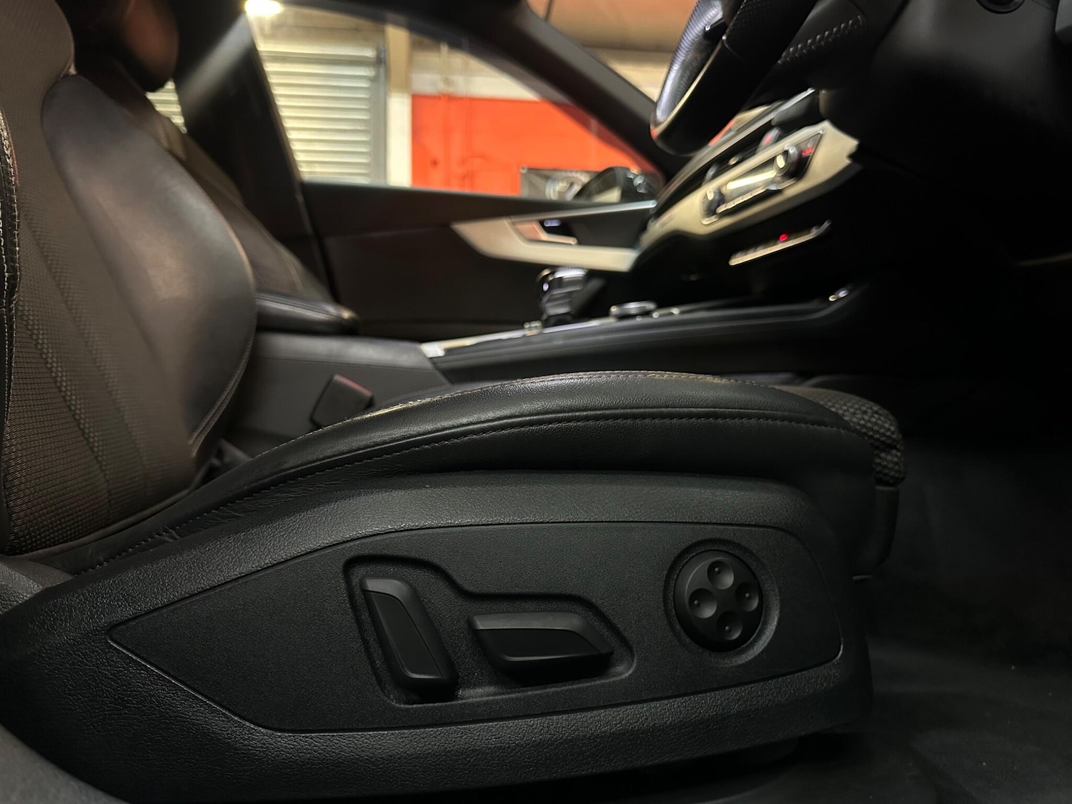 Used Audi A4 2016 for sale - 77537642: Photo 36