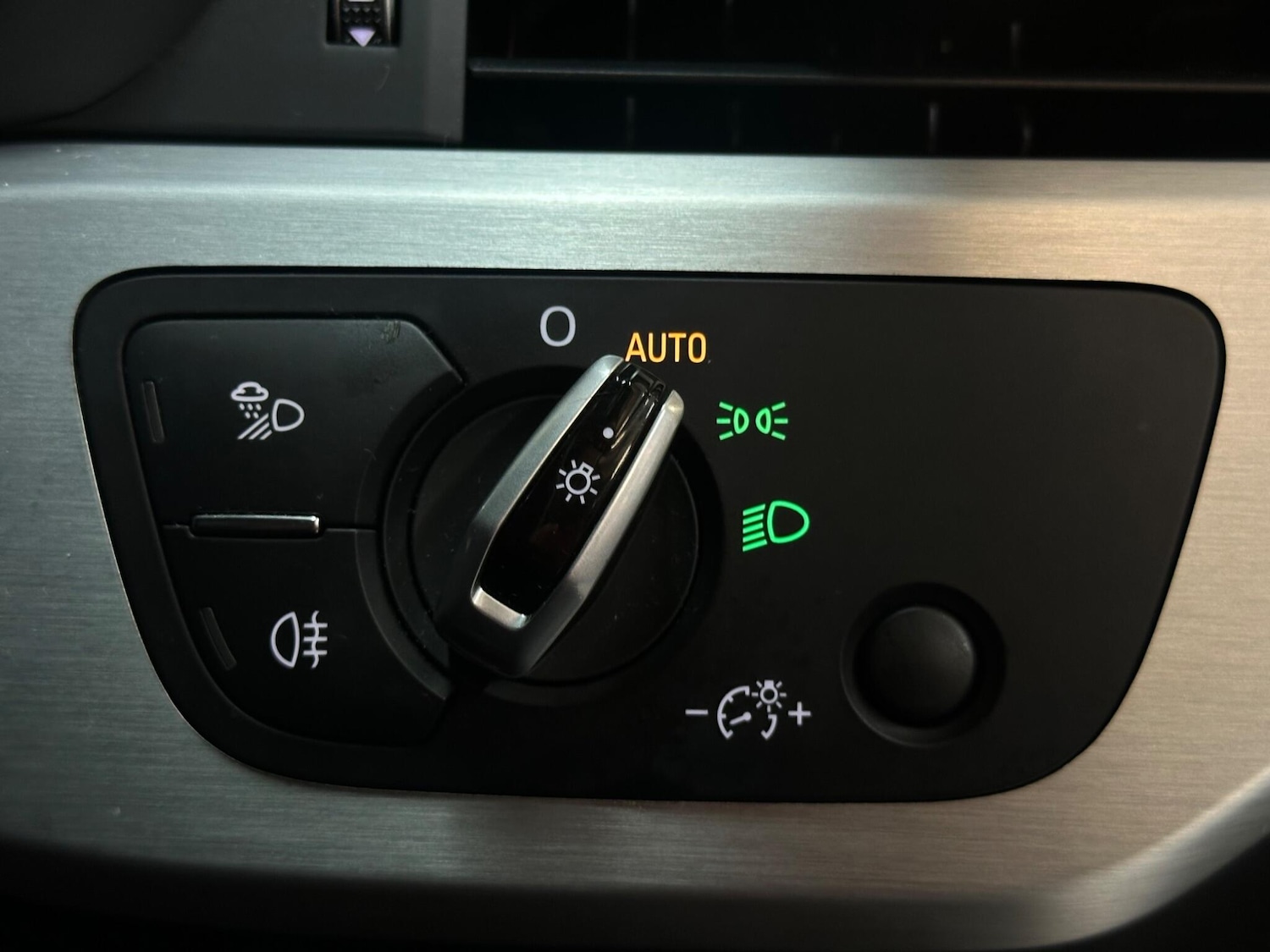 Used Audi A4 2016 for sale - 77537642: Photo 39