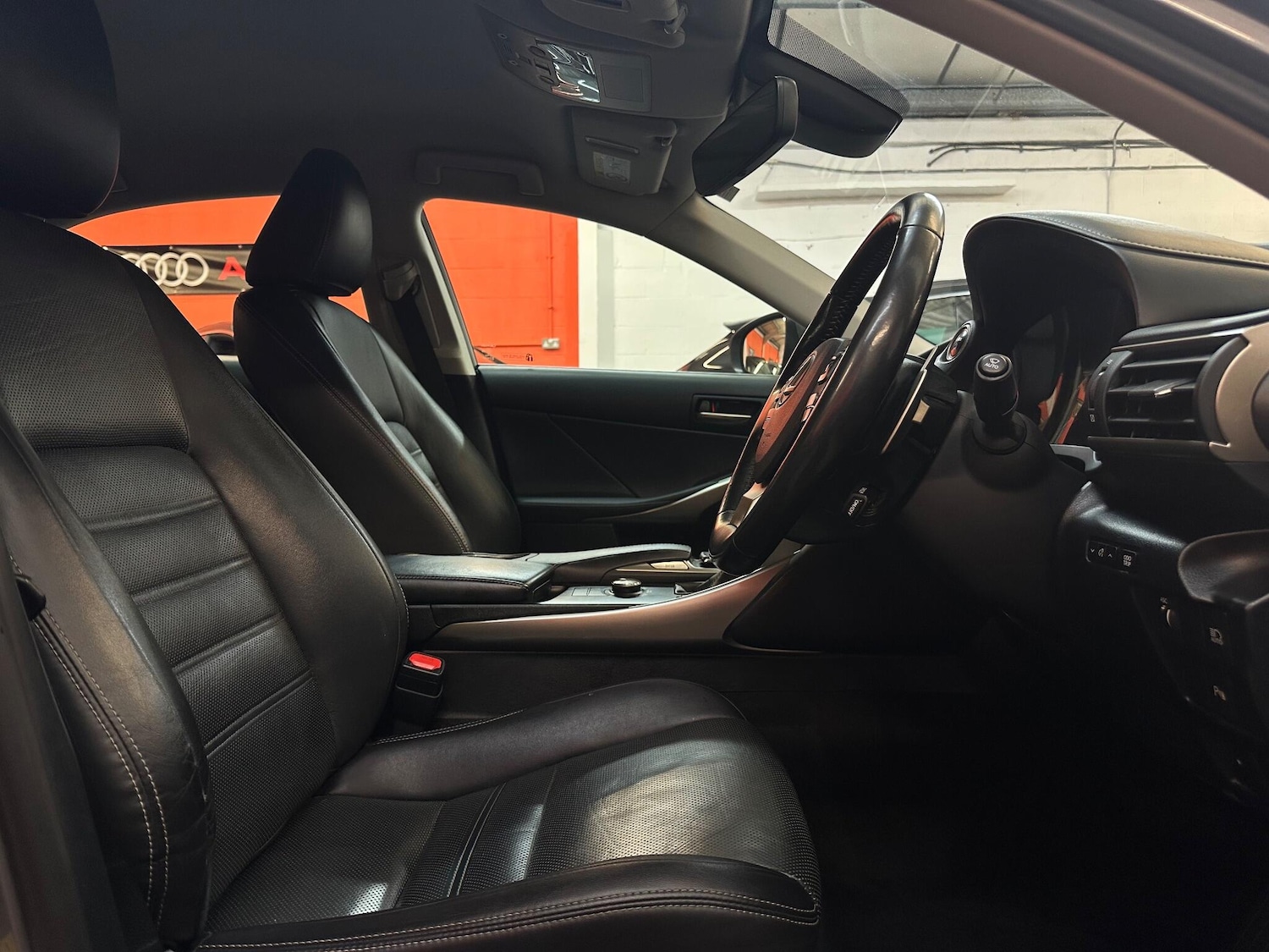 Used Lexus IS 2019 for sale - 76666498: Photo 10