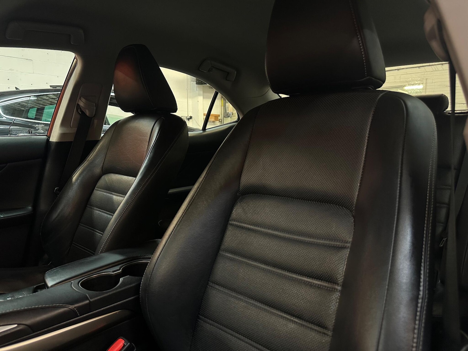 Used Lexus IS 2019 for sale - 76666498: Photo 15