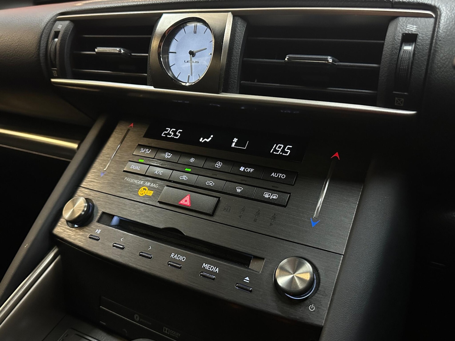 Used Lexus IS 2019 for sale - 76666498: Photo 30