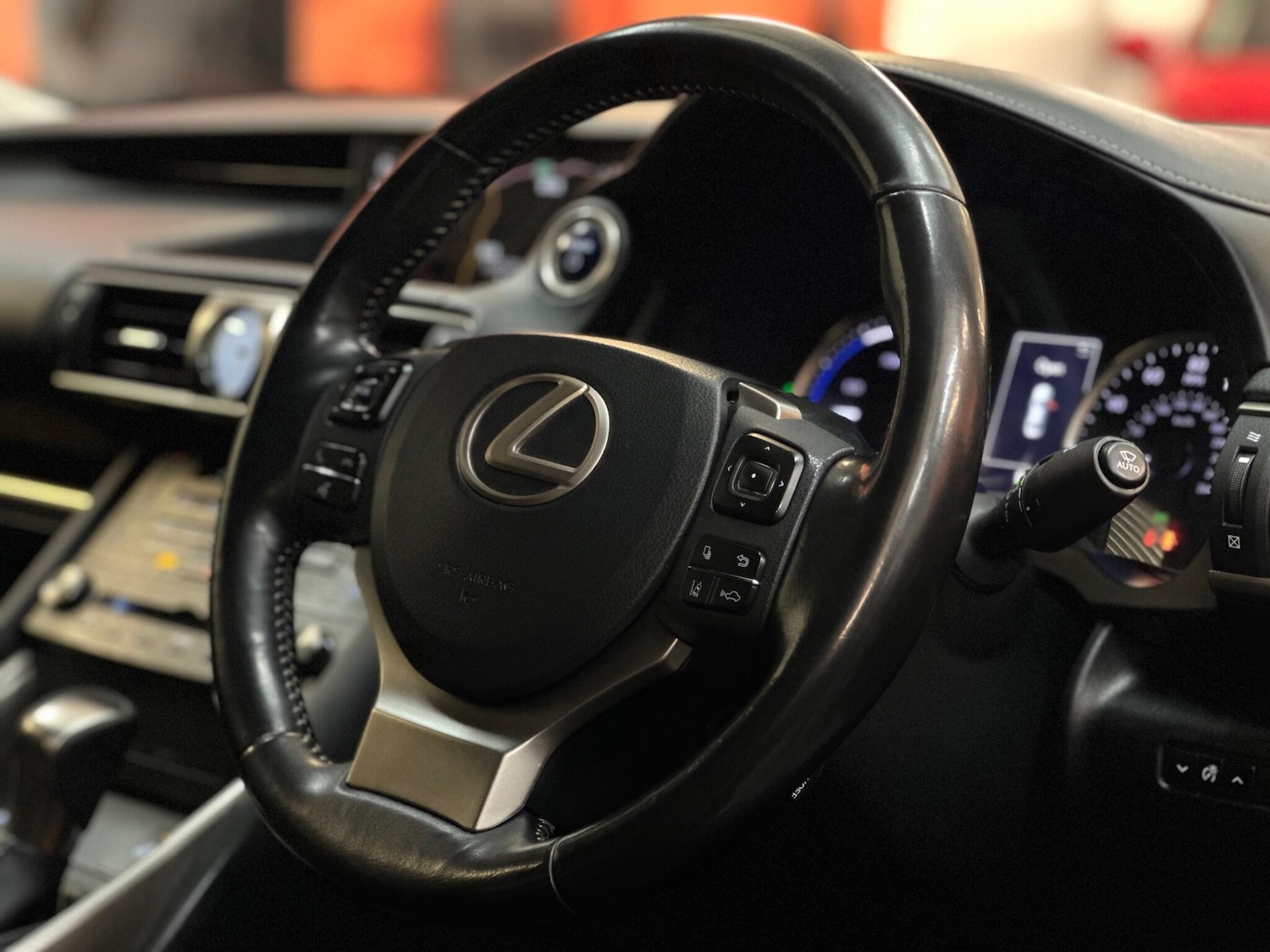 Used Lexus IS 2019 for sale - 76666498: Photo 32