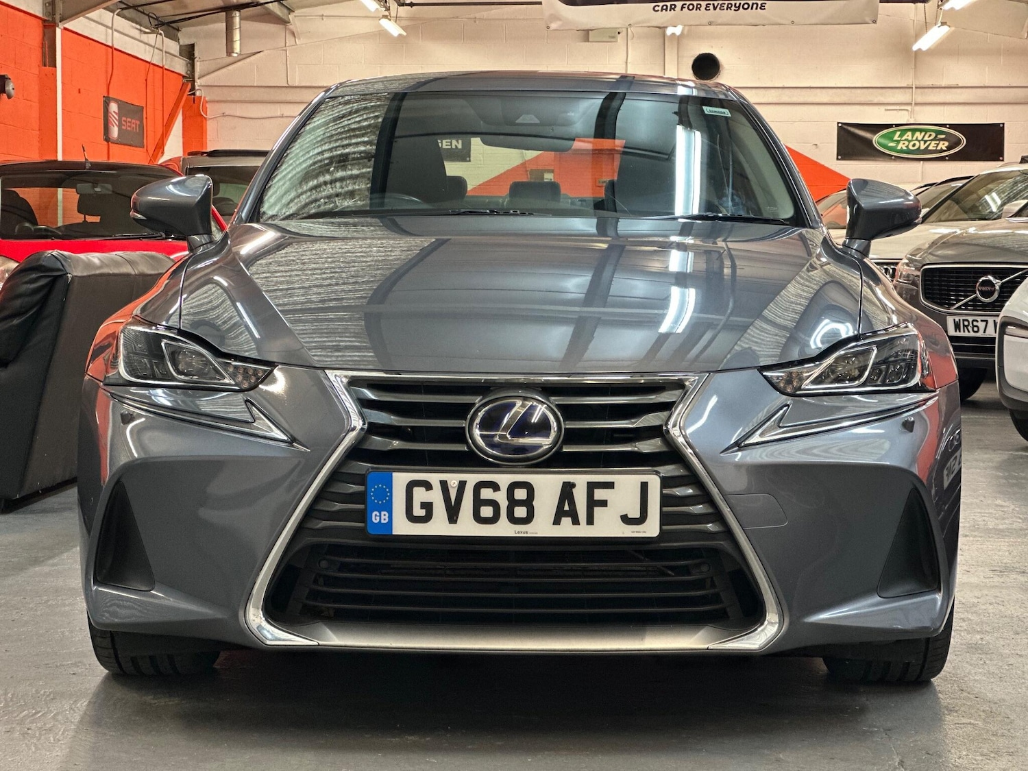 Used Lexus IS 2019 for sale - 76666498: Photo 4