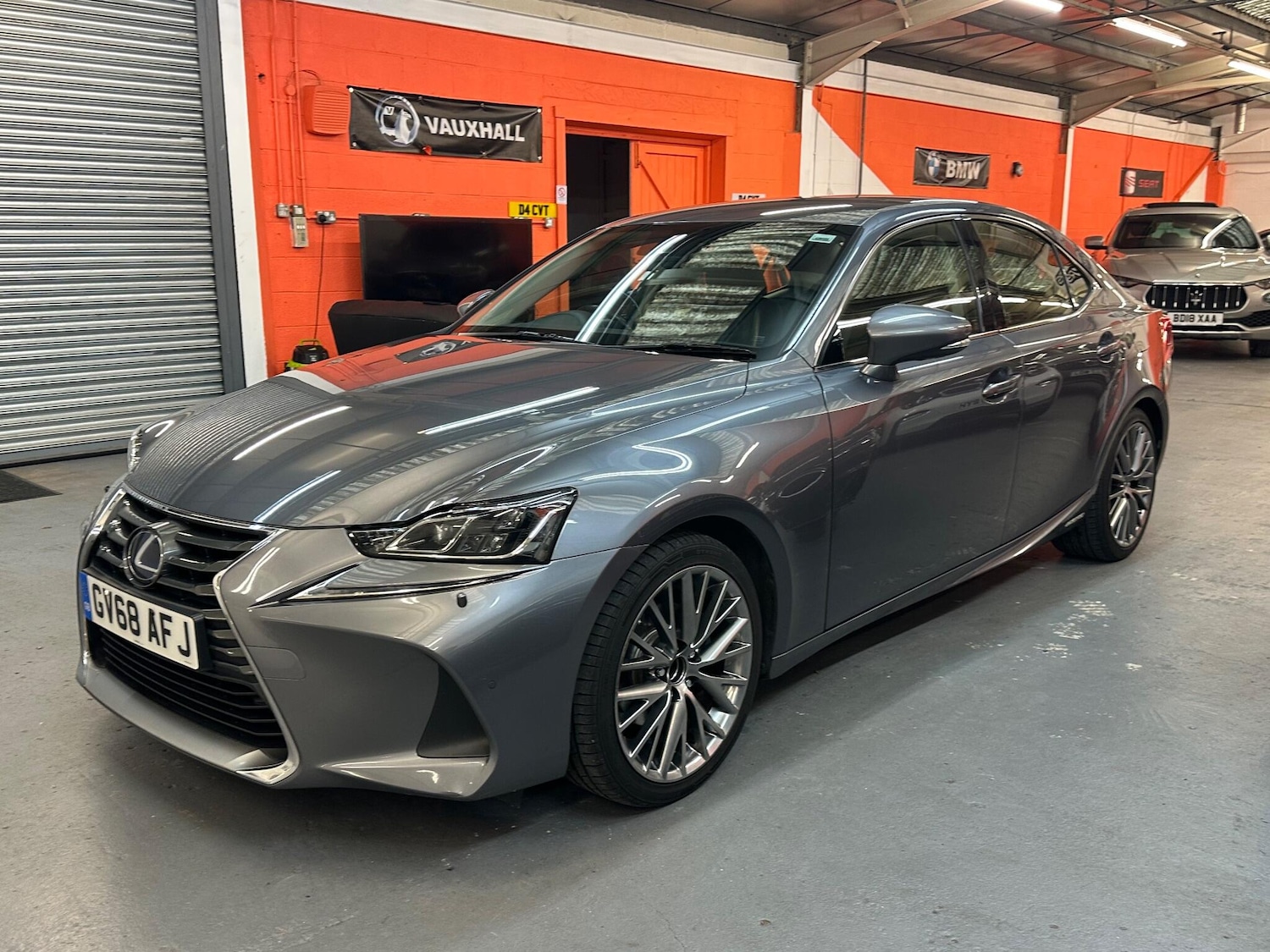 Used Lexus IS 2019 for sale - 76666498: Photo 5