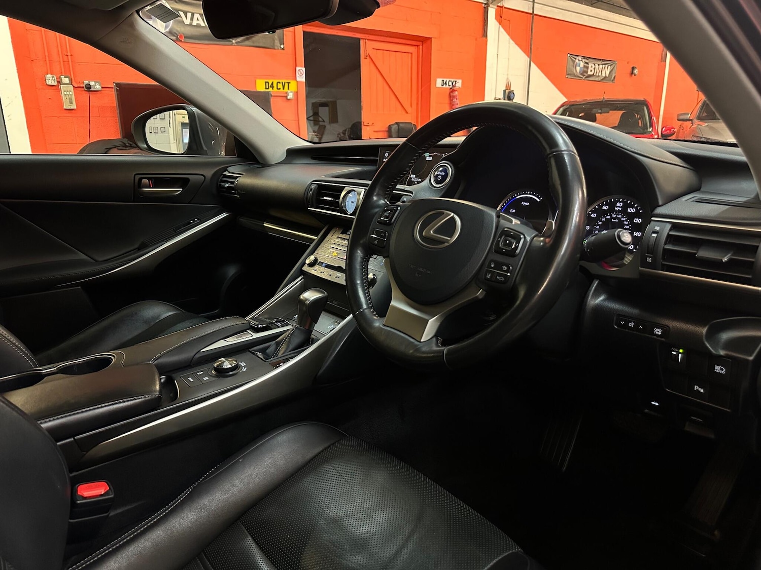 Used Lexus IS 2019 for sale - 76666498: Photo 9