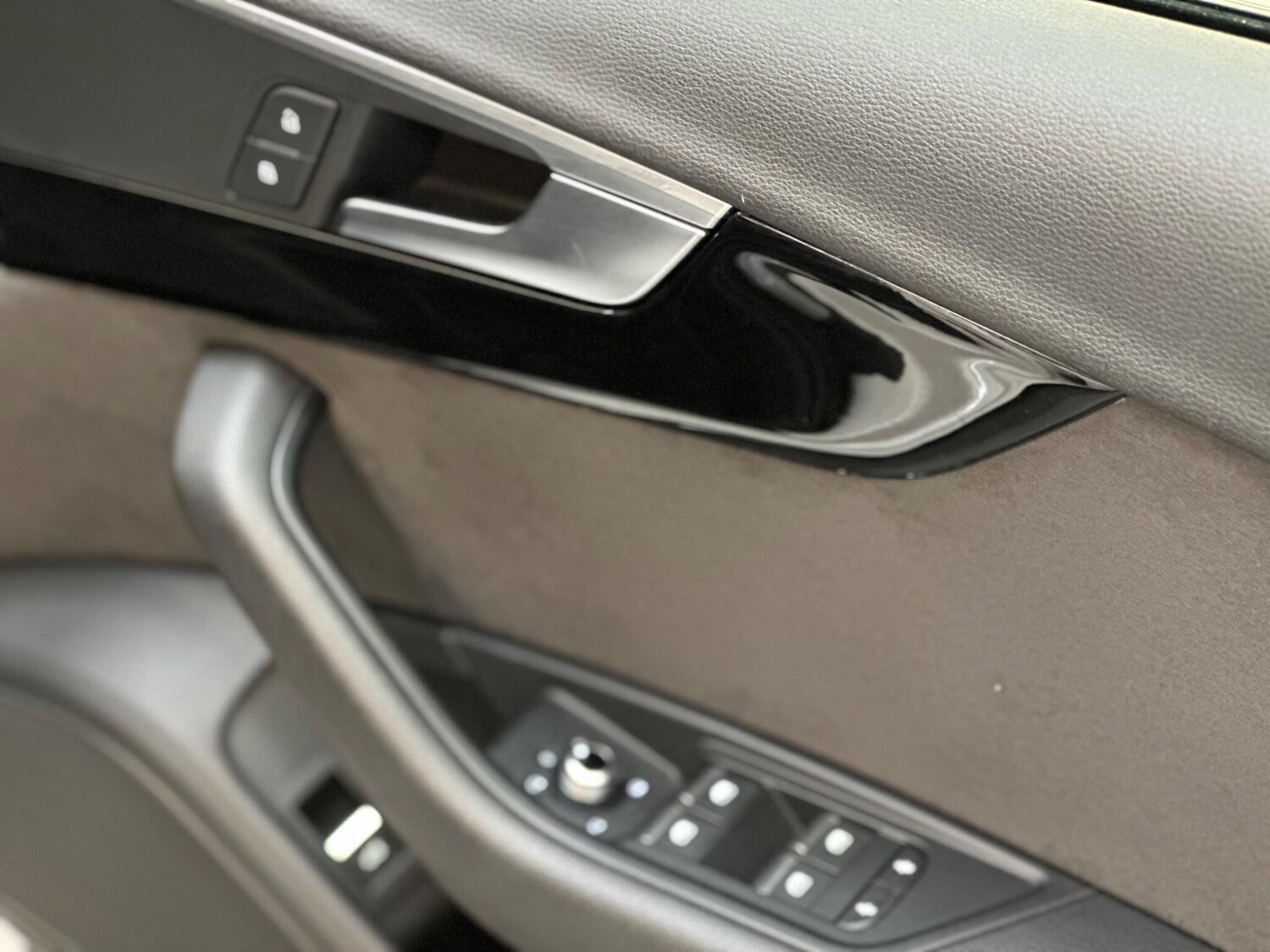 Used Audi A4 for sale - 78048095: Photo 35