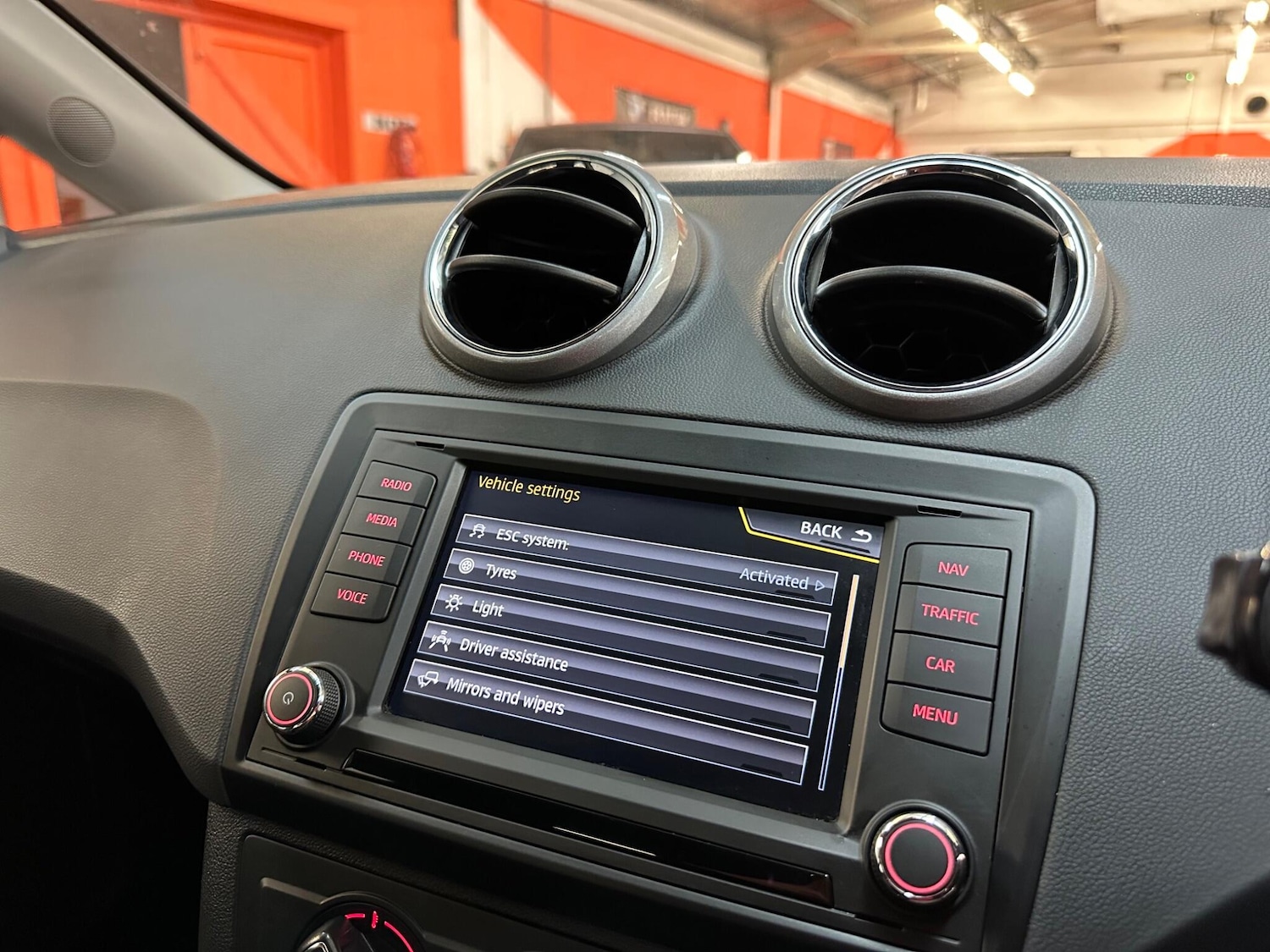 Used SEAT Ibiza 2017 for sale - 77723977: Photo 24