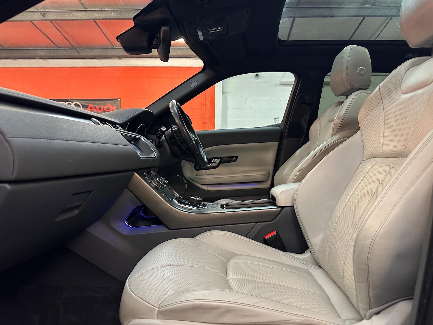 Used Land Rover Range Rover Evoque 2018 for sale - 76913455: Photo 17