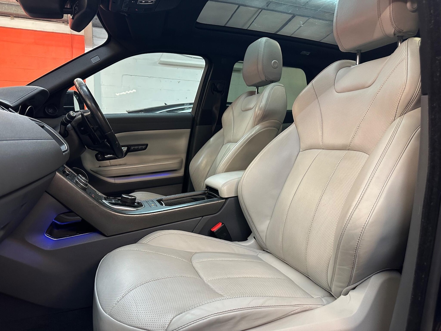 Used Land Rover Range Rover Evoque 2018 for sale - 76913455: Photo 18