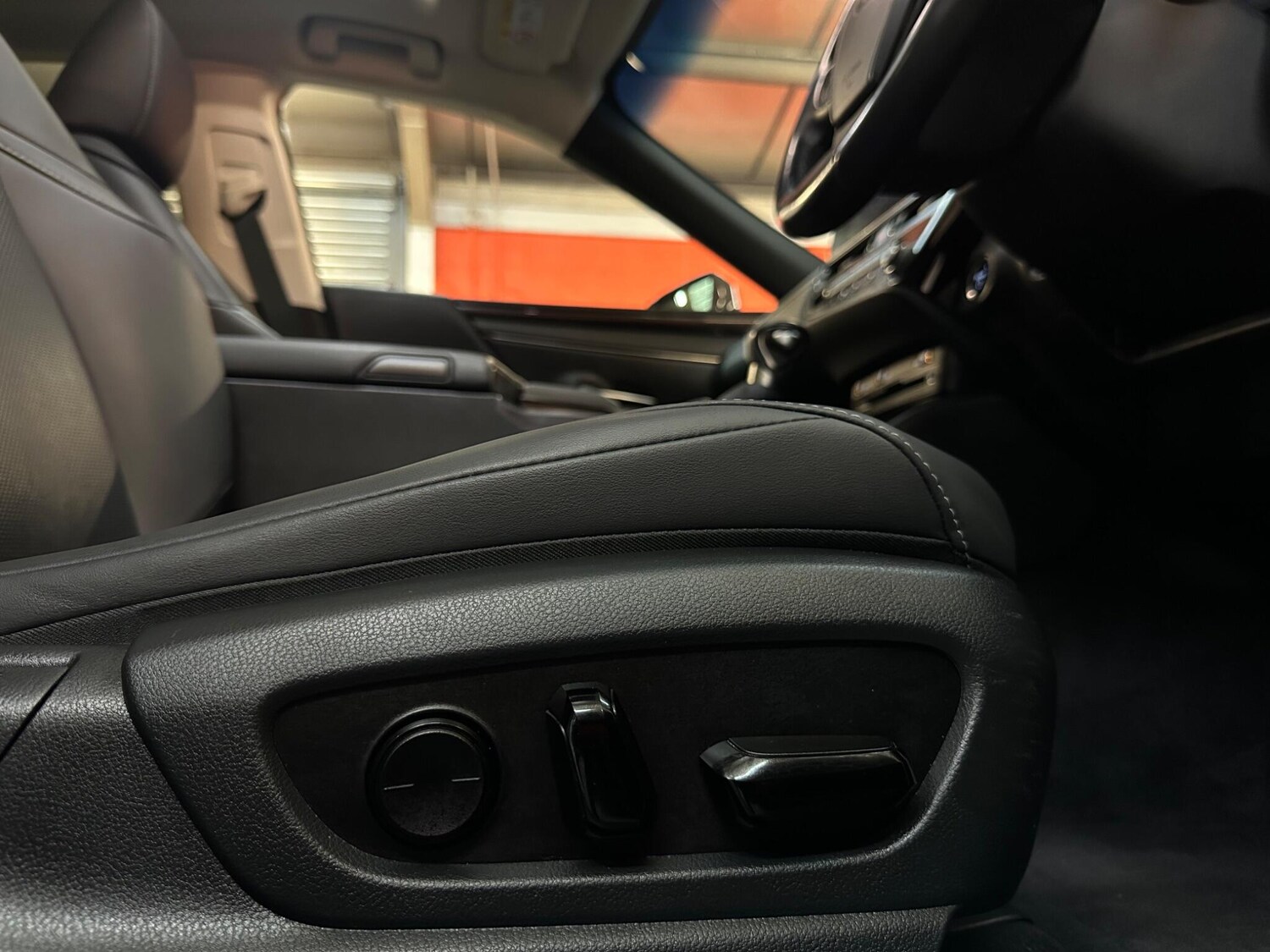 Used Lexus ES for sale - 77925091: Photo 37