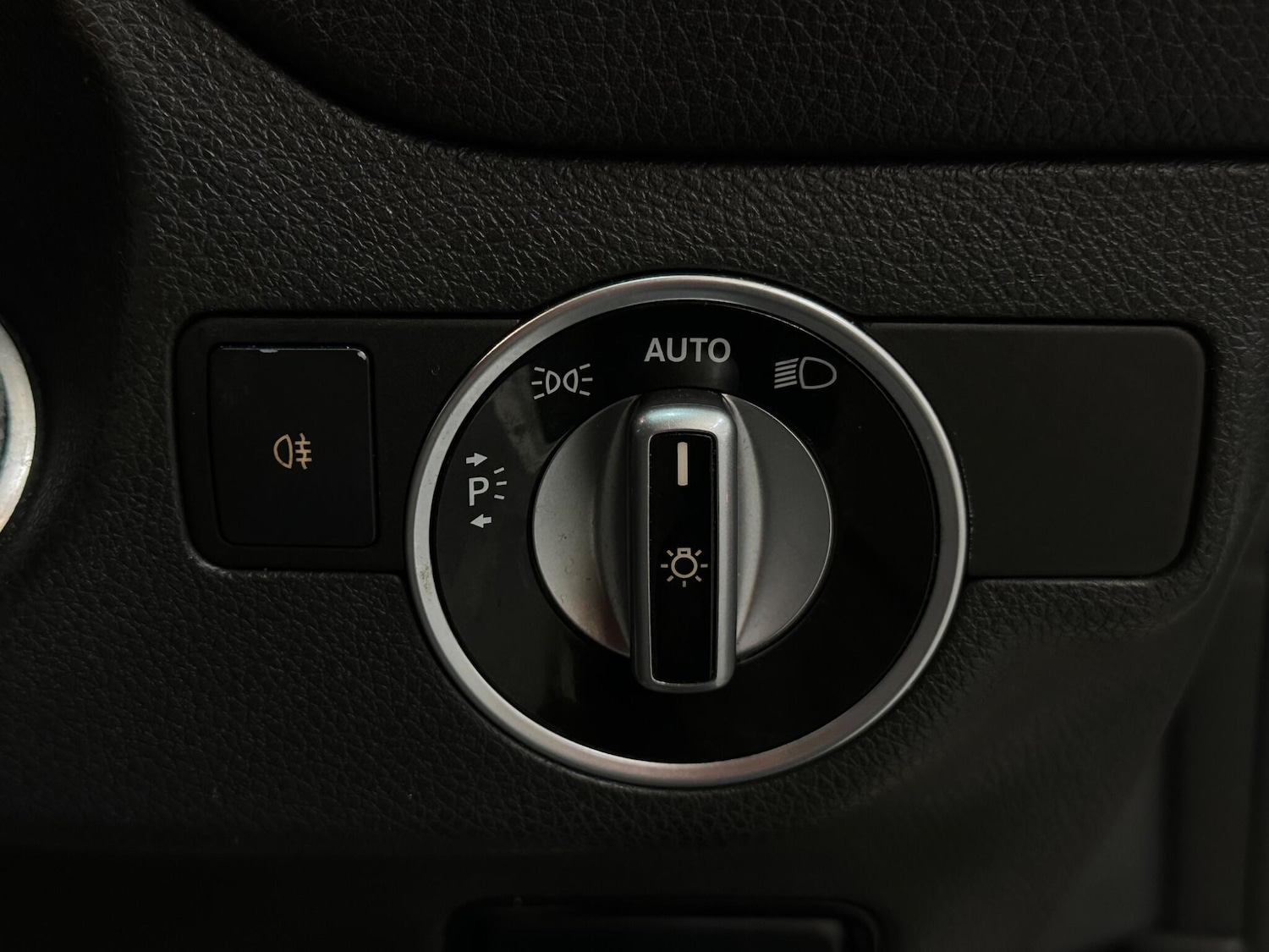 Used Mercedes-Benz CLA for sale - 78141380: Photo 31