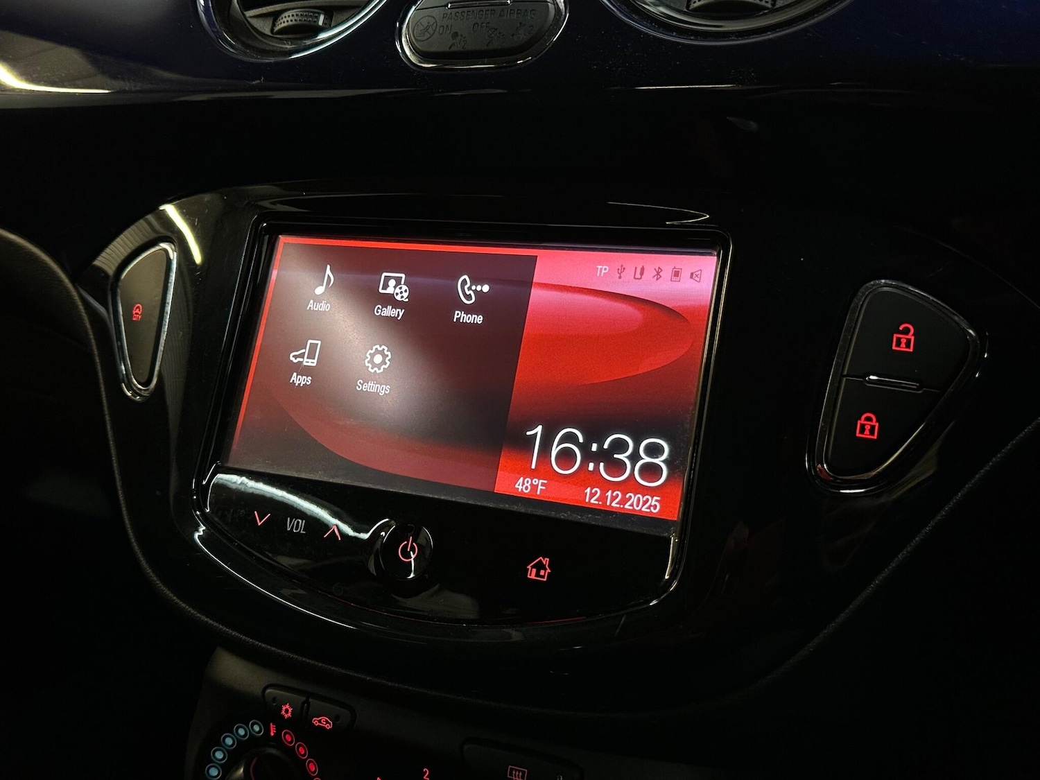 Used Vauxhall ADAM 2014 for sale - 76936346: Photo 25