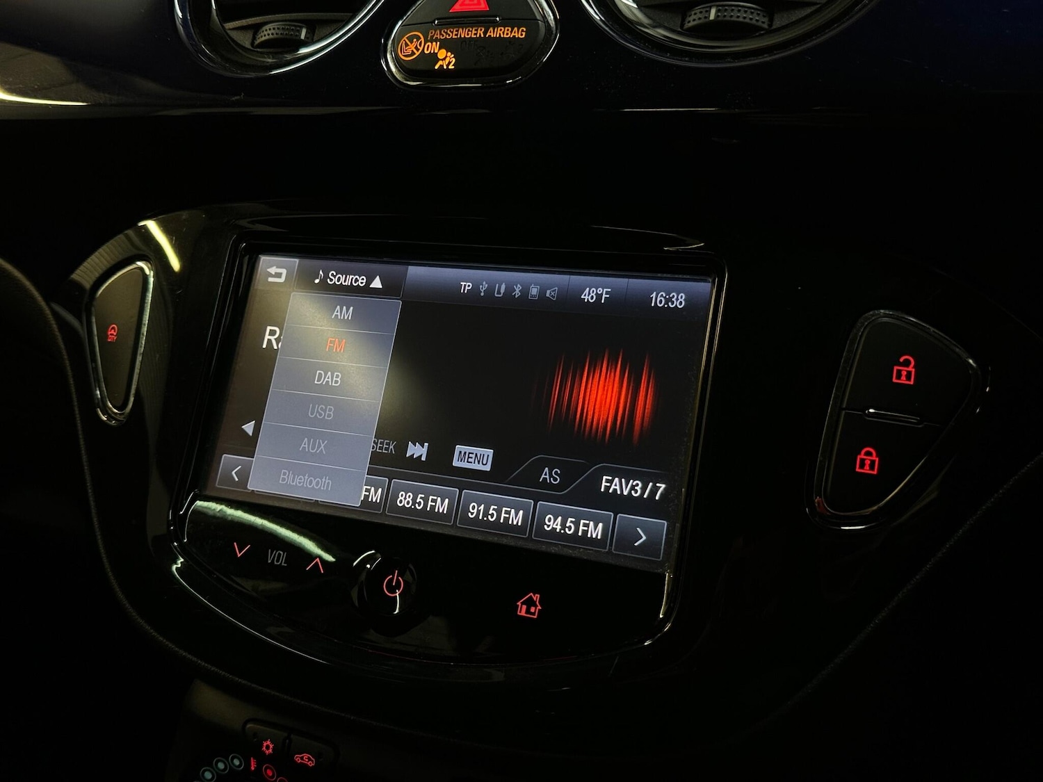 Used Vauxhall ADAM 2014 for sale - 76936346: Photo 26