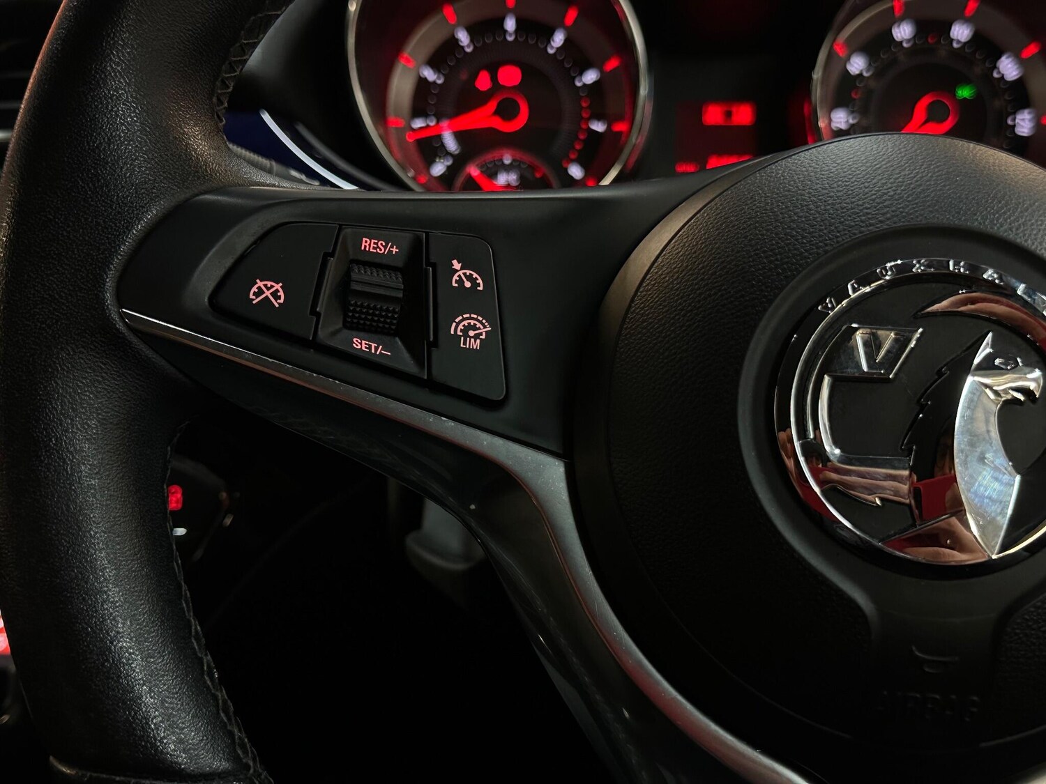 Used Vauxhall ADAM 2014 for sale - 76936346: Photo 27