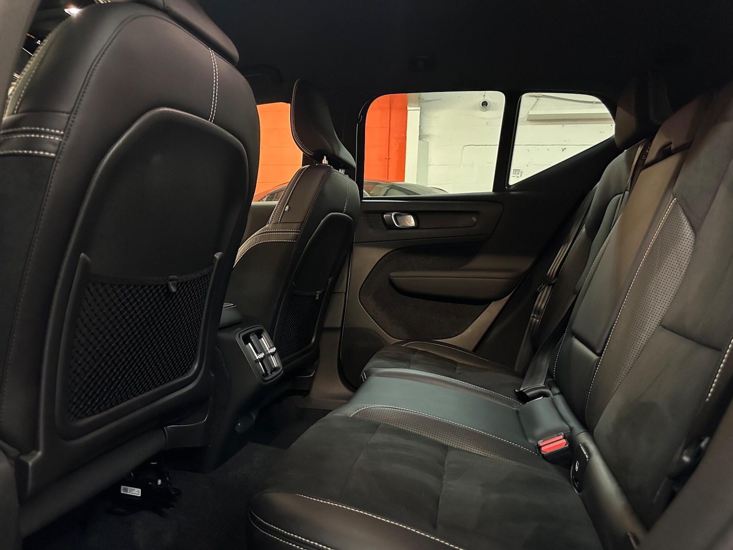 Used Volvo XC40 for sale - 76993279: Photo 18