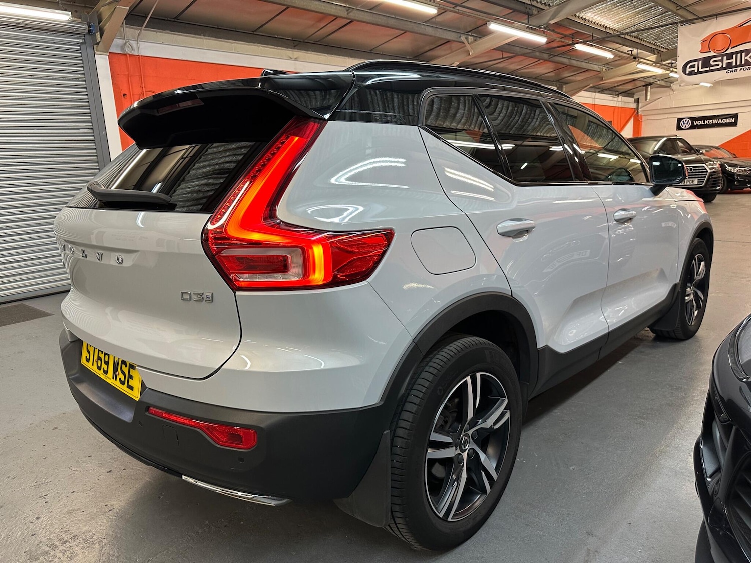 Used Volvo XC40 for sale - 76993279: Photo 8