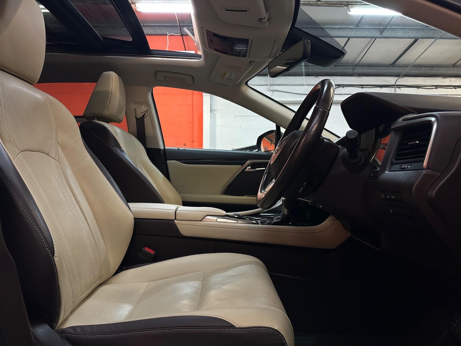 Used Lexus RX for sale - 76886715: Photo 11