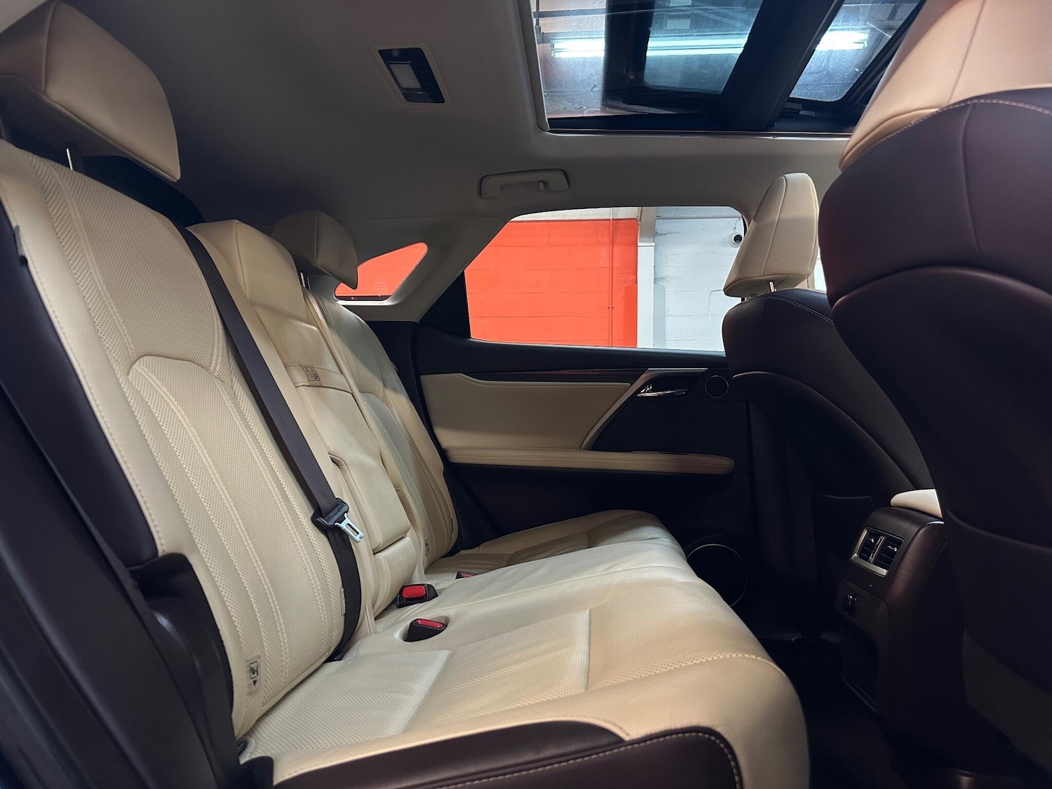 Used Lexus RX for sale - 76886715: Photo 14