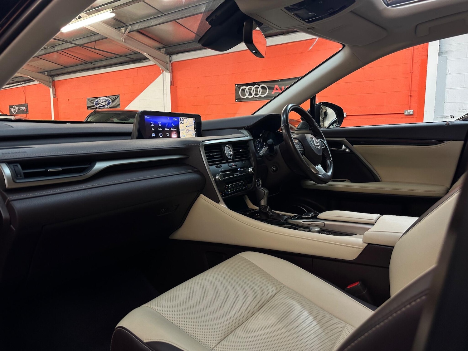 Used Lexus RX for sale - 76886715: Photo 15