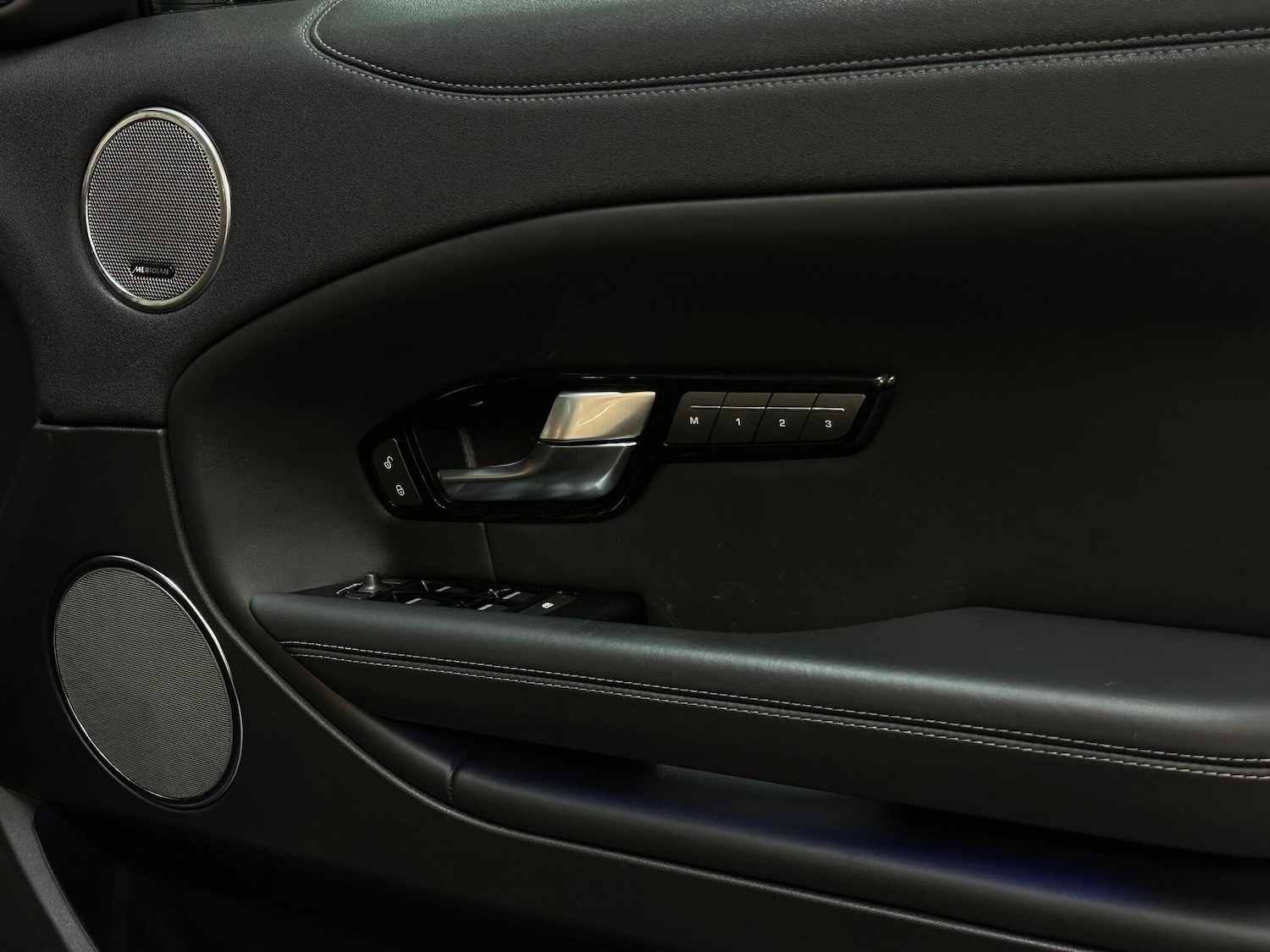 Used Land Rover Range Rover Evoque for sale - 77268063: Photo 32