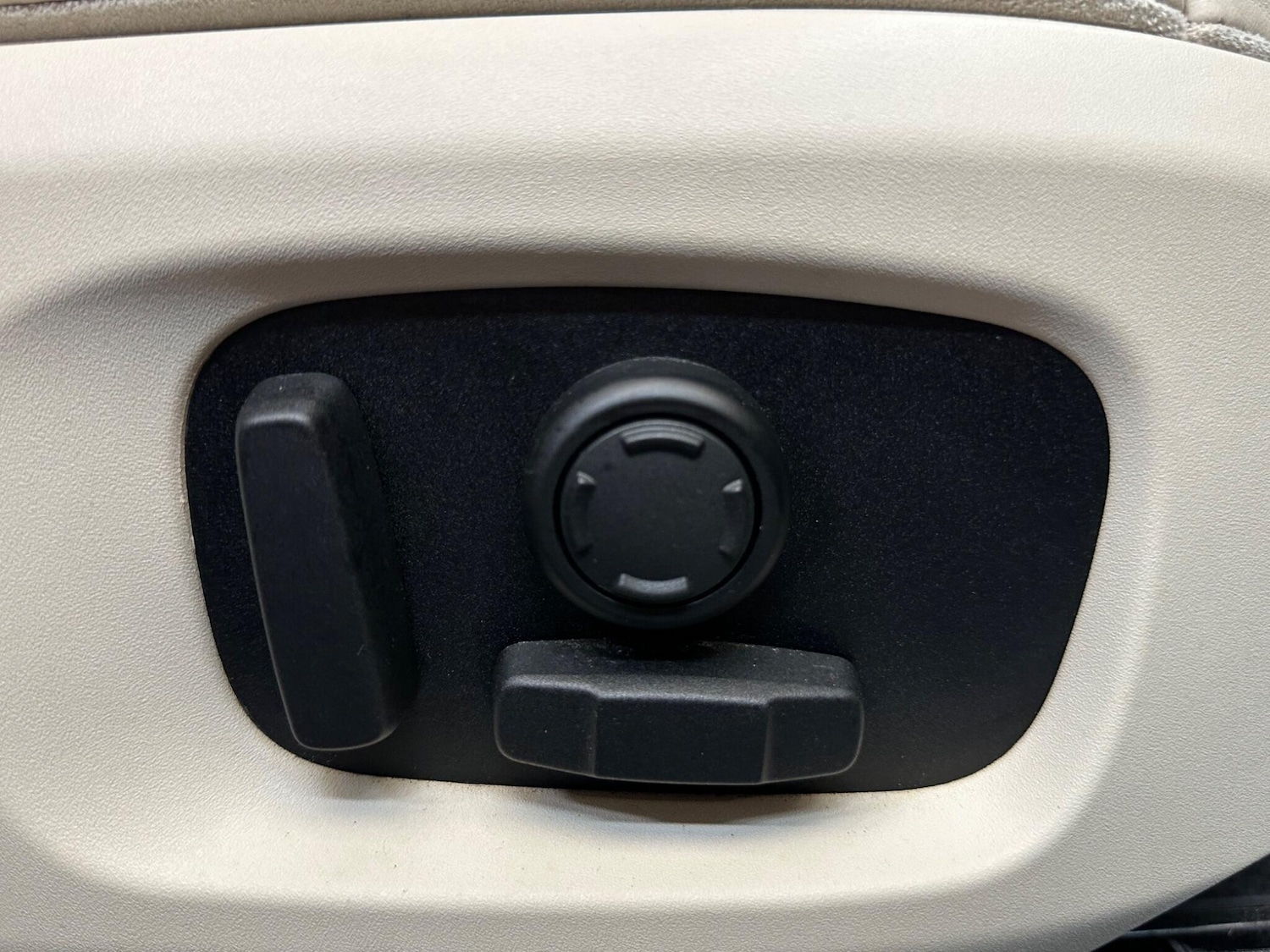 Used Land Rover Range Rover Evoque for sale - 78141368: Photo 37