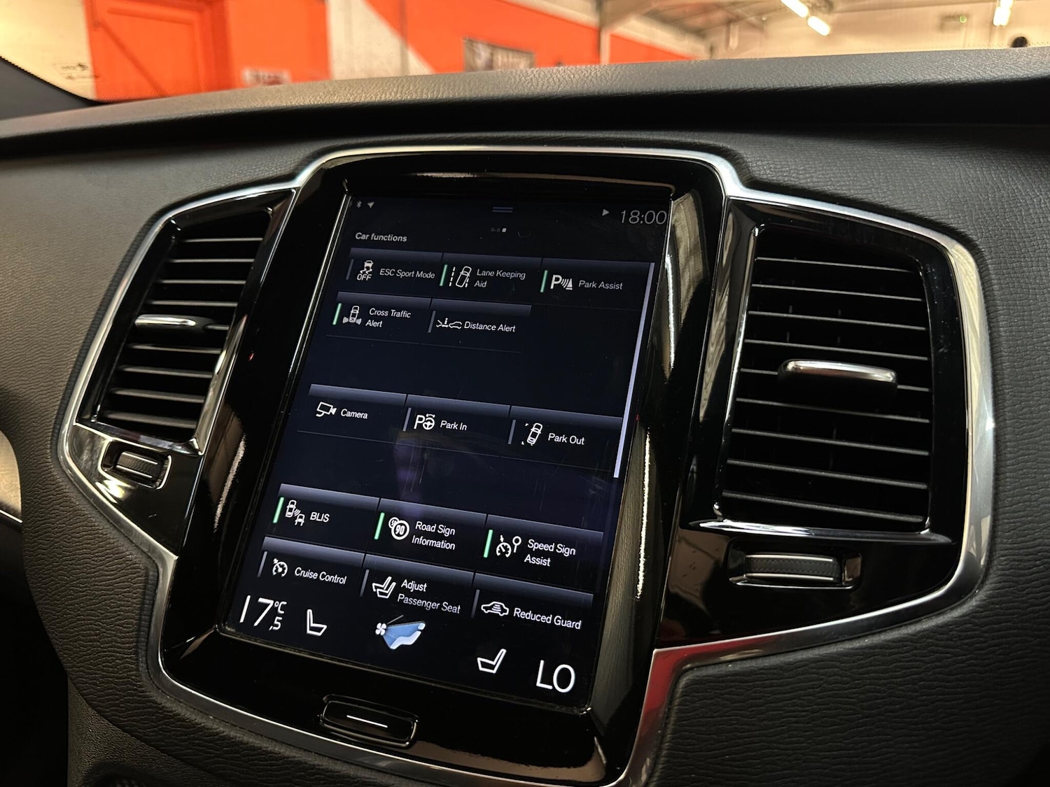 Used Volvo XC90 2016 for sale - 76759663: Photo 32