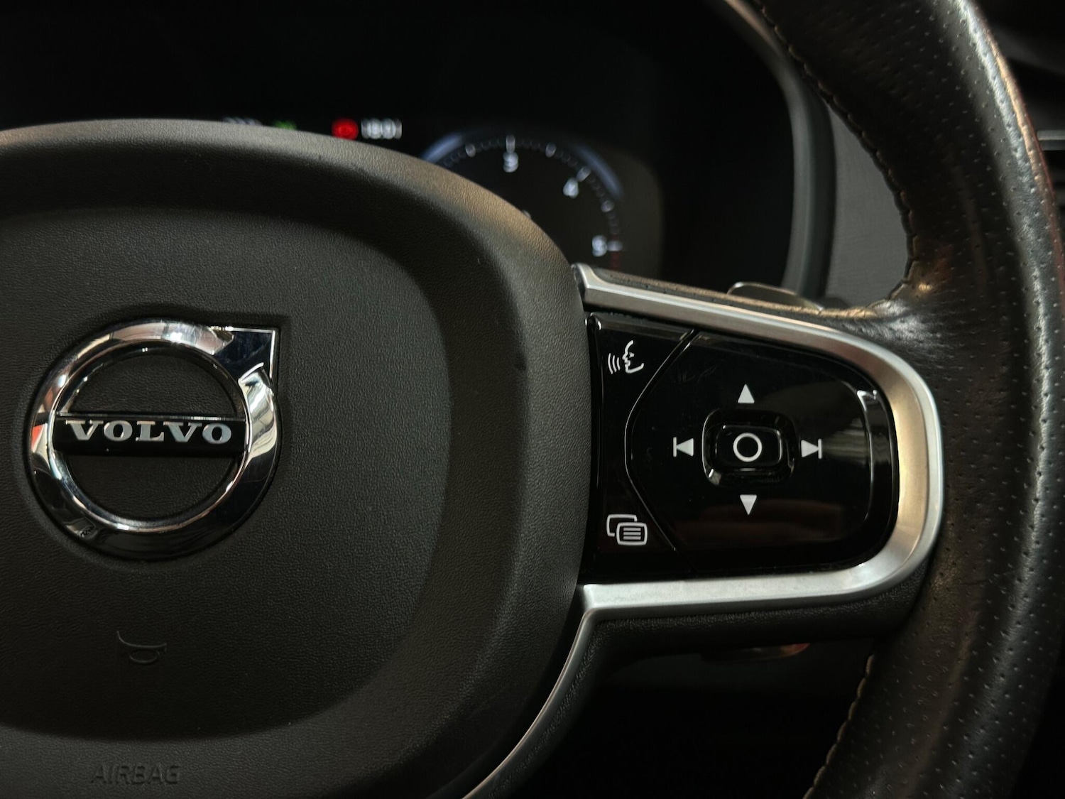 Used Volvo XC90 2016 for sale - 76759663: Photo 35