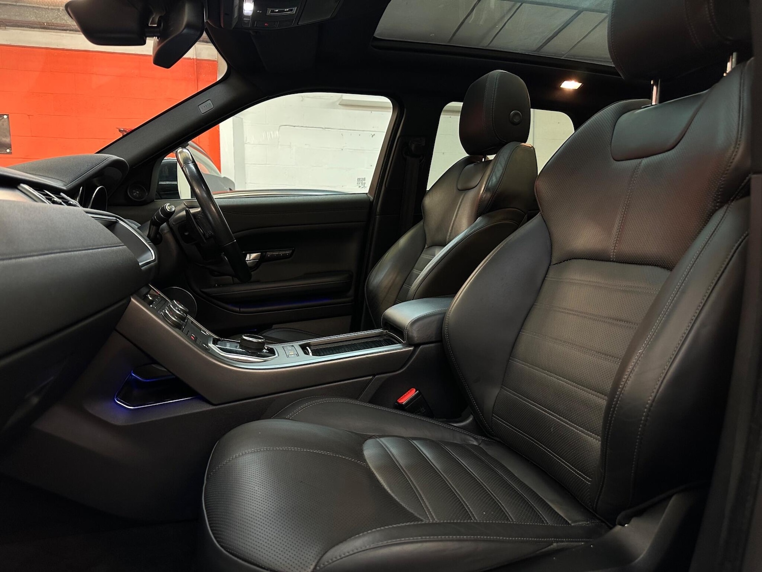 Used Land Rover Range Rover Evoque 2018 for sale - 77853591: Photo 14