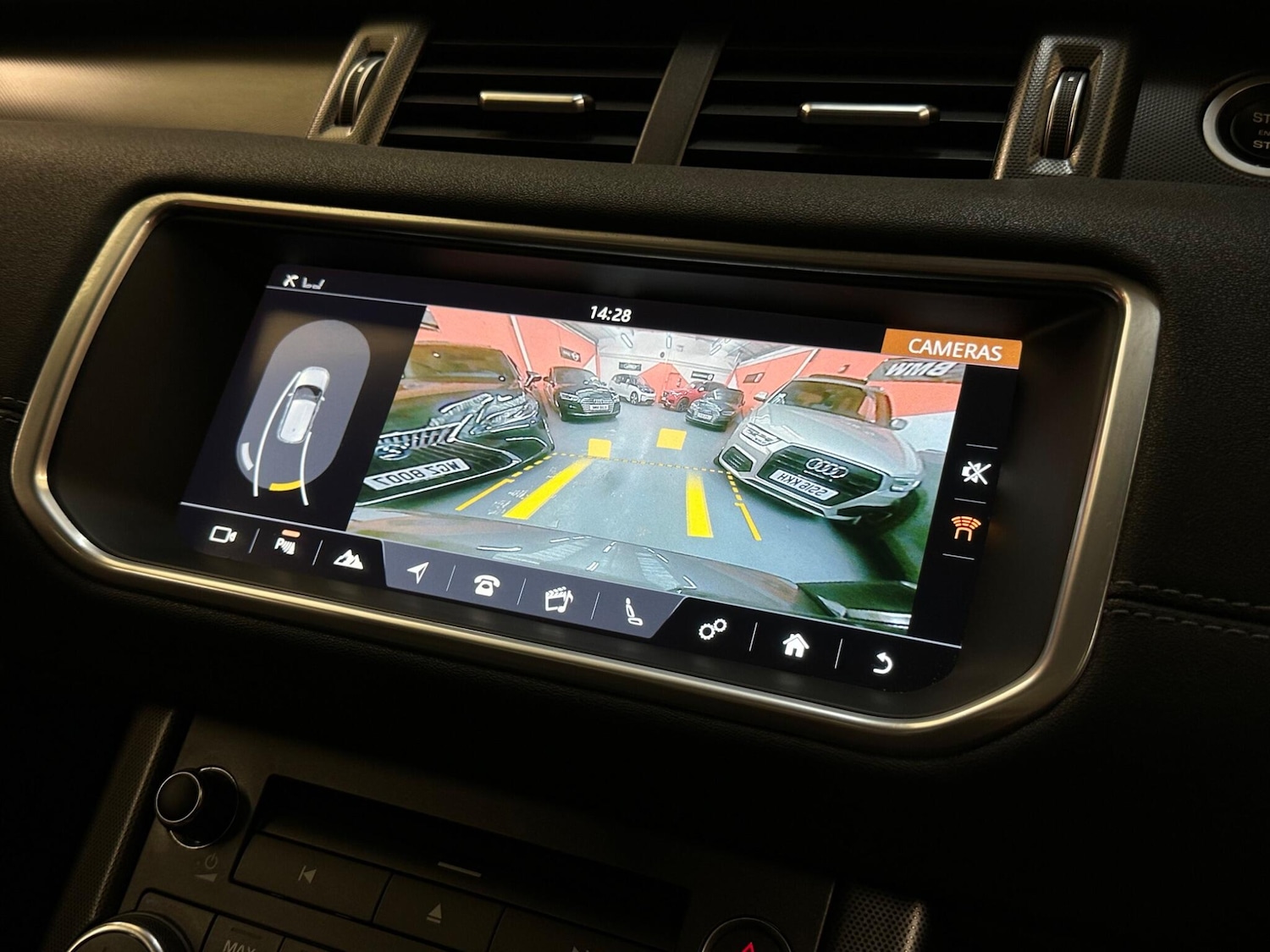 Used Land Rover Range Rover Evoque 2018 for sale - 77853591: Photo 24