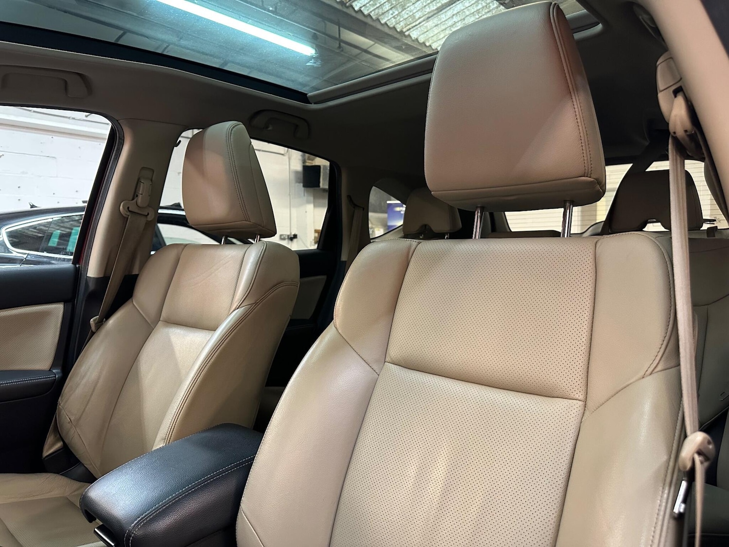 Used Honda CR-V for sale - 76473839: Photo 16