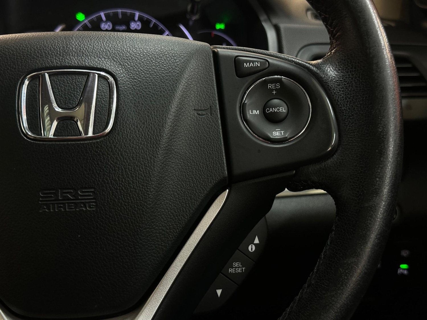 Used Honda CR-V for sale - 76473839: Photo 29