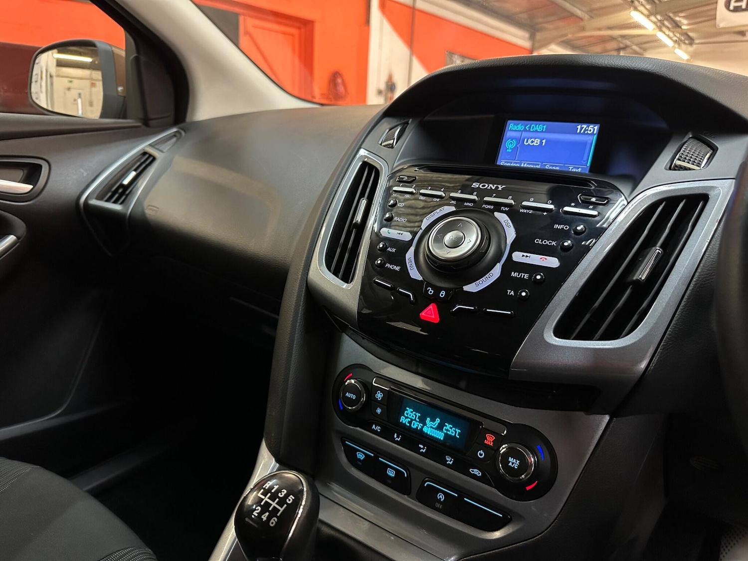 Used Ford Focus 2013 for sale - 78047149: Photo 21