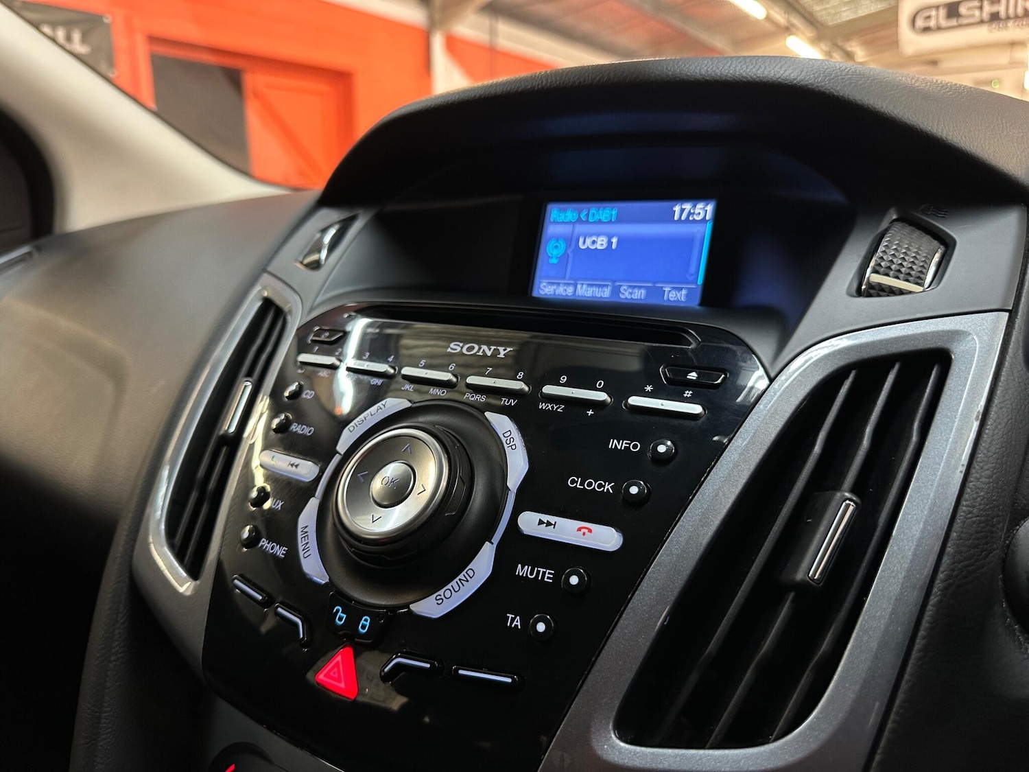 Used Ford Focus 2013 for sale - 78047149: Photo 22