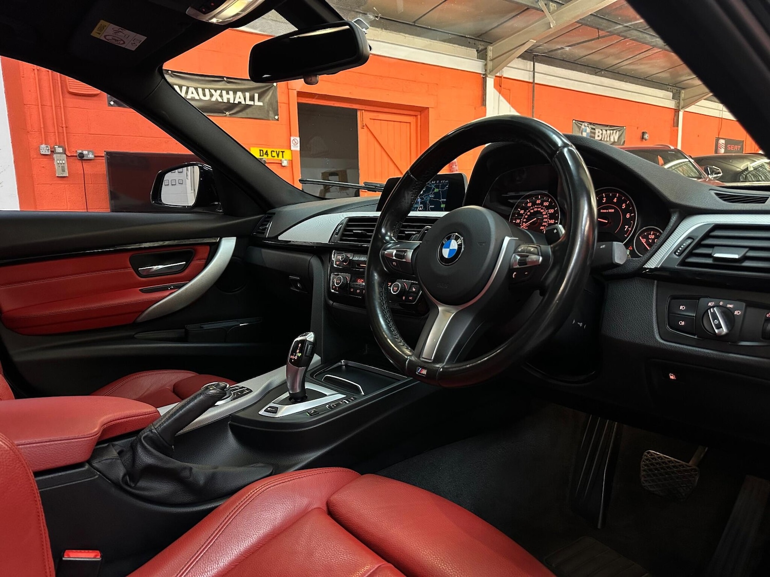 Used BMW 3 Series 2017 for sale - 76689498: Photo 10