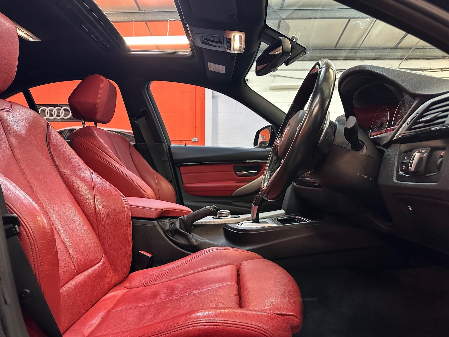 Used BMW 3 Series 2017 for sale - 76689498: Photo 11