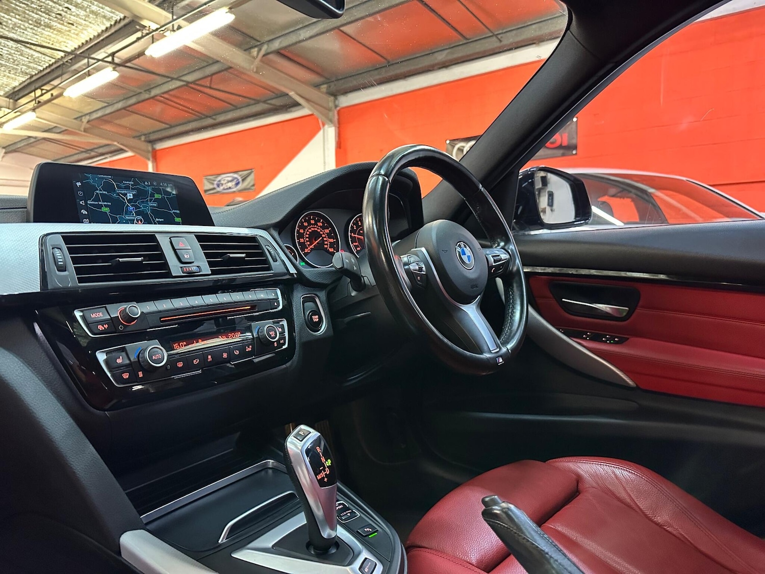 Used BMW 3 Series 2017 for sale - 76689498: Photo 23