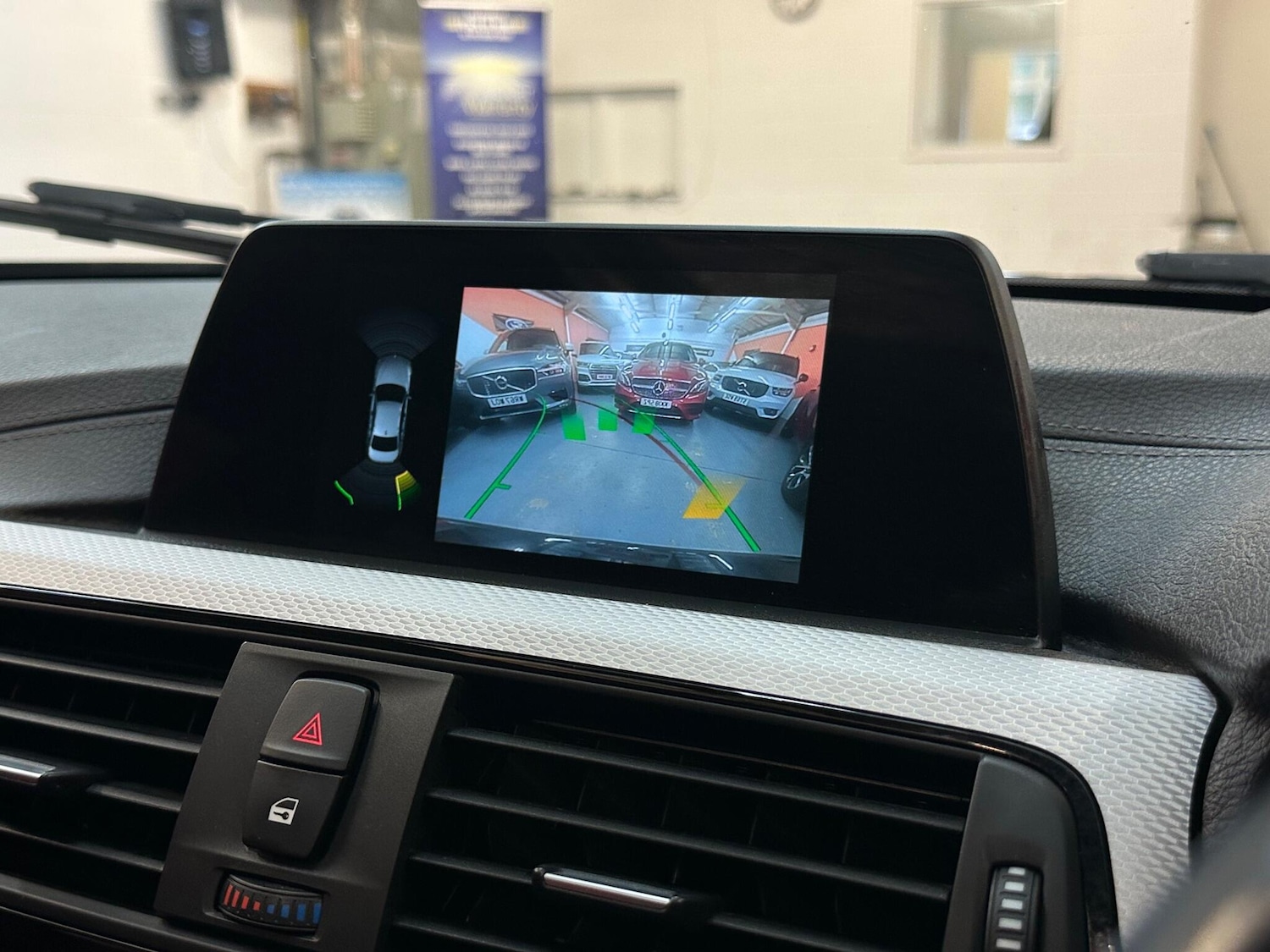 Used BMW 3 Series 2017 for sale - 76689498: Photo 24