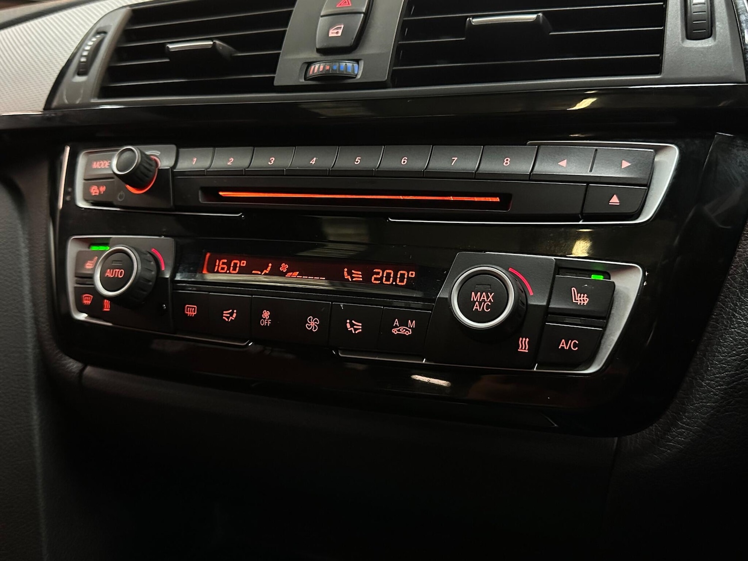 Used BMW 3 Series 2017 for sale - 76689498: Photo 28