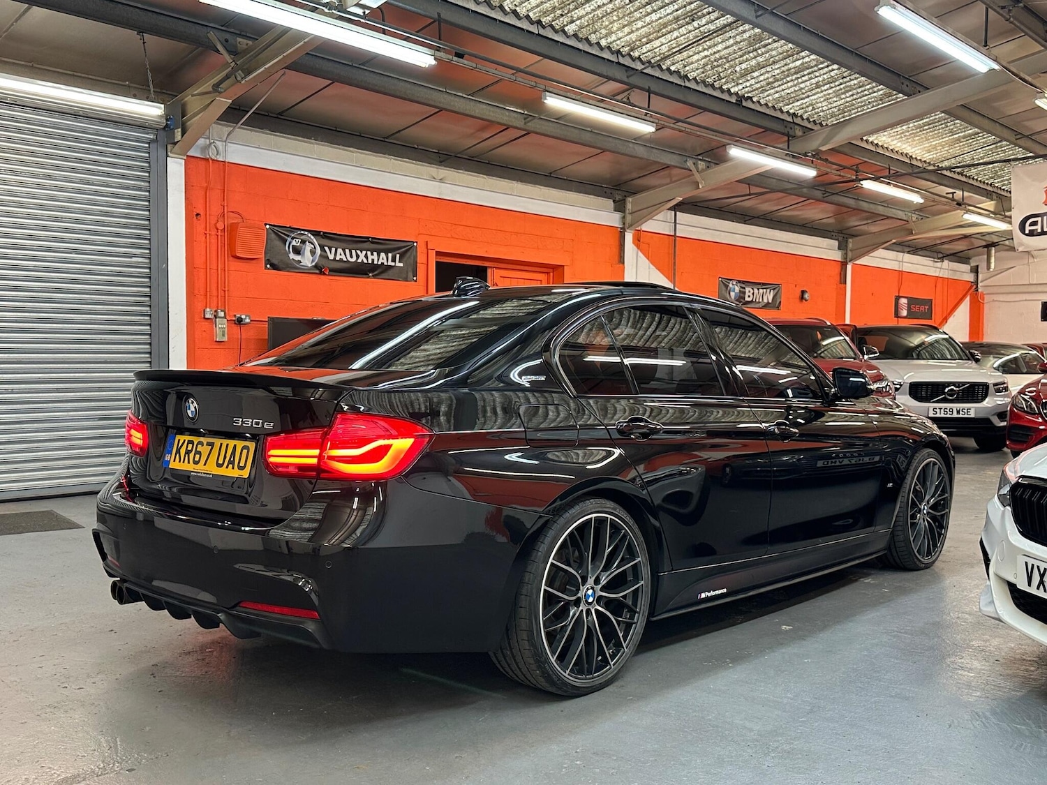 Used BMW 3 Series 2017 for sale - 76689498: Photo 9