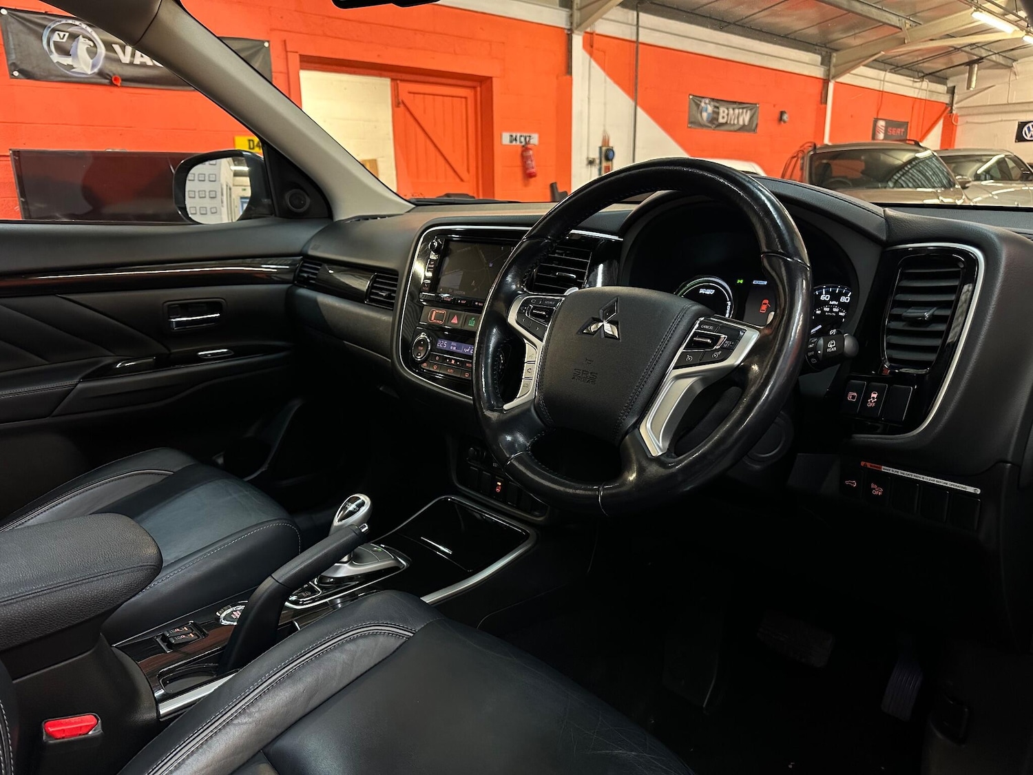 Used Mitsubishi Outlander 2016 for sale - 76886481: Photo 11