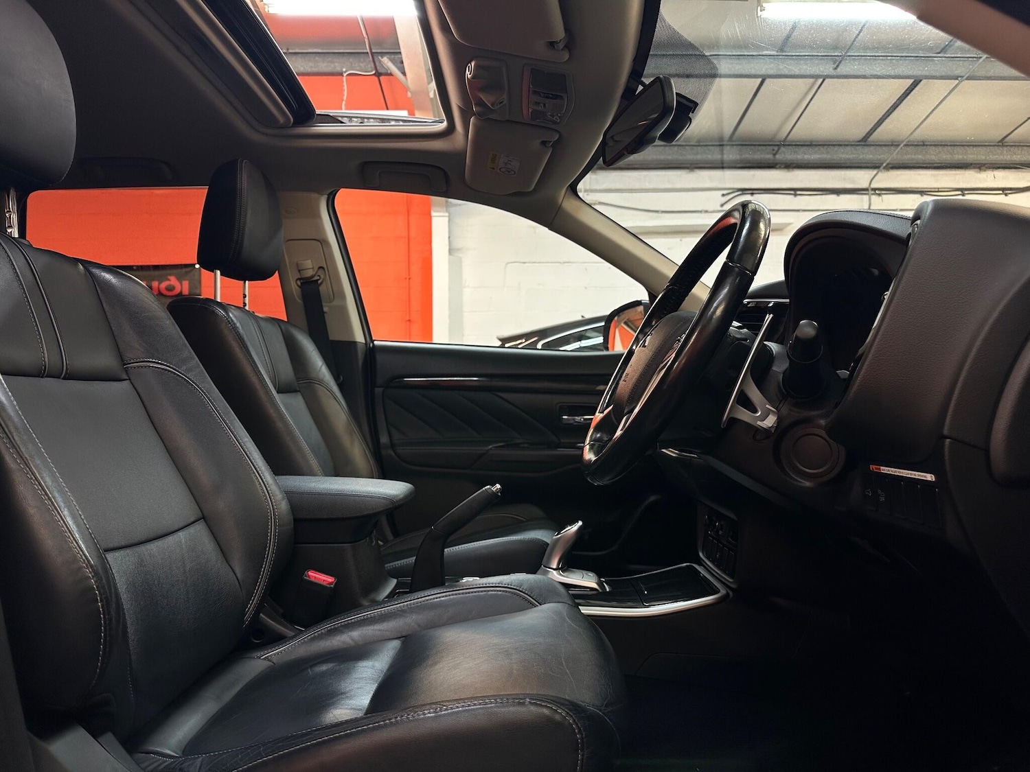 Used Mitsubishi Outlander 2016 for sale - 76886481: Photo 12