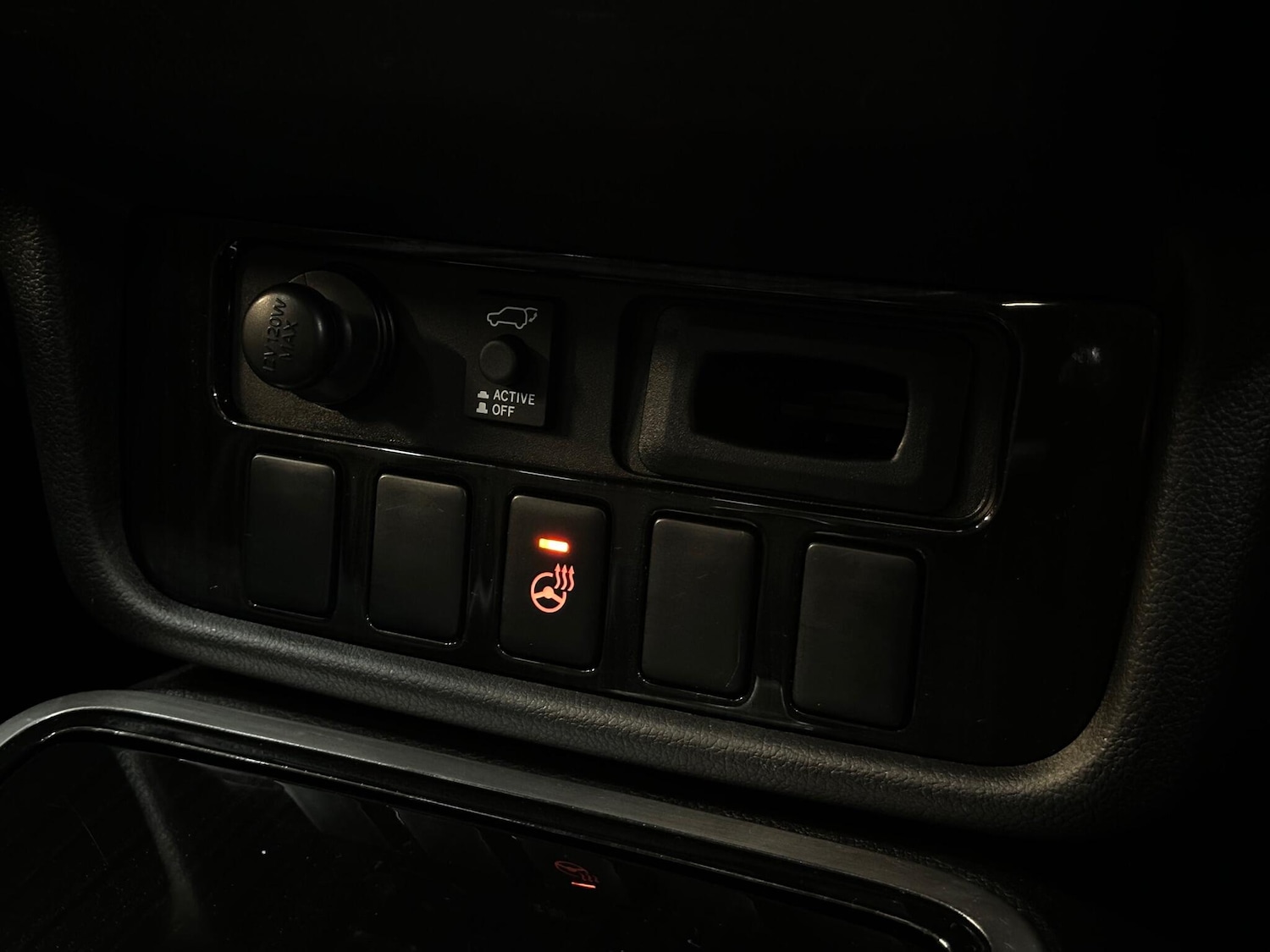 Used Mitsubishi Outlander 2016 for sale - 76886481: Photo 24