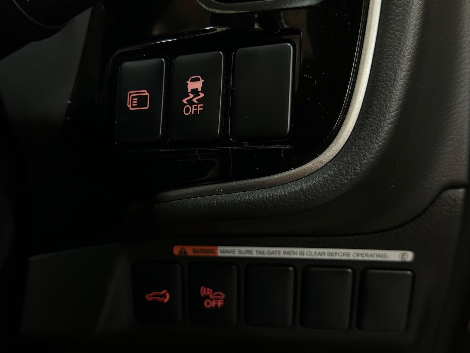 Used Mitsubishi Outlander 2016 for sale - 76886481: Photo 33