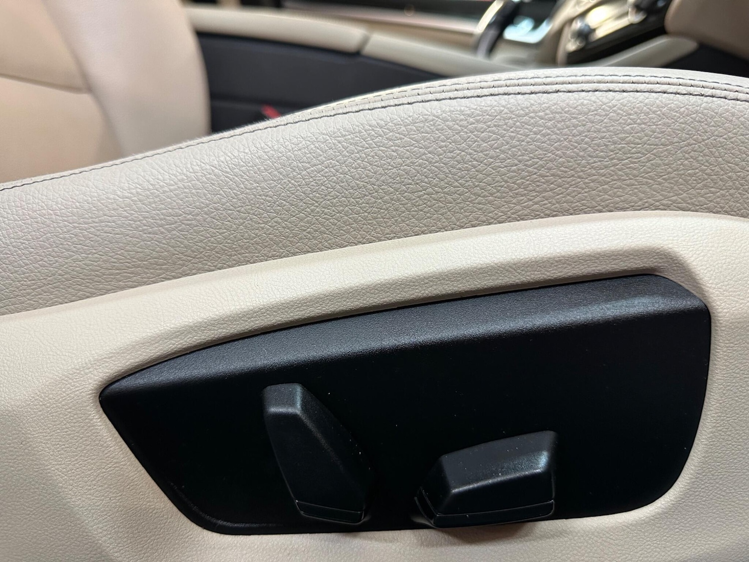 Used BMW 5 Series 2016 for sale - 78086372: Photo 33