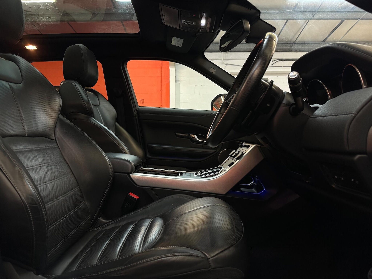 Used Land Rover Range Rover Evoque 2018 for sale - 77400861: Photo 12