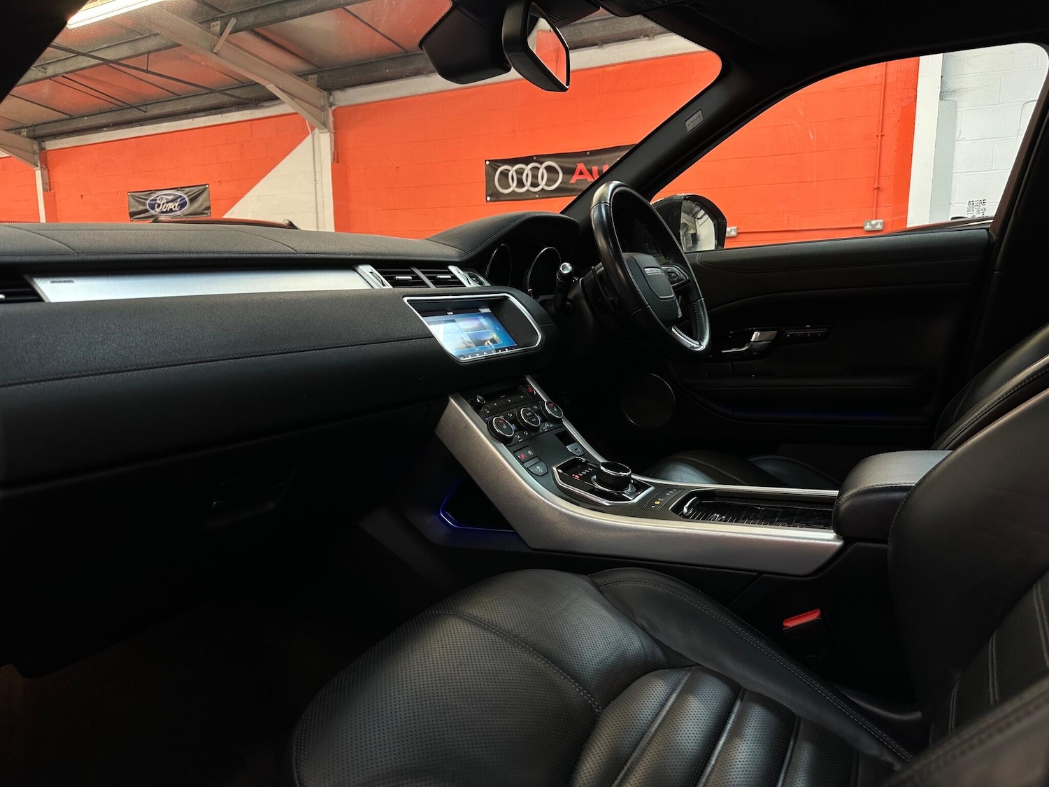 Used Land Rover Range Rover Evoque 2018 for sale - 77400861: Photo 16