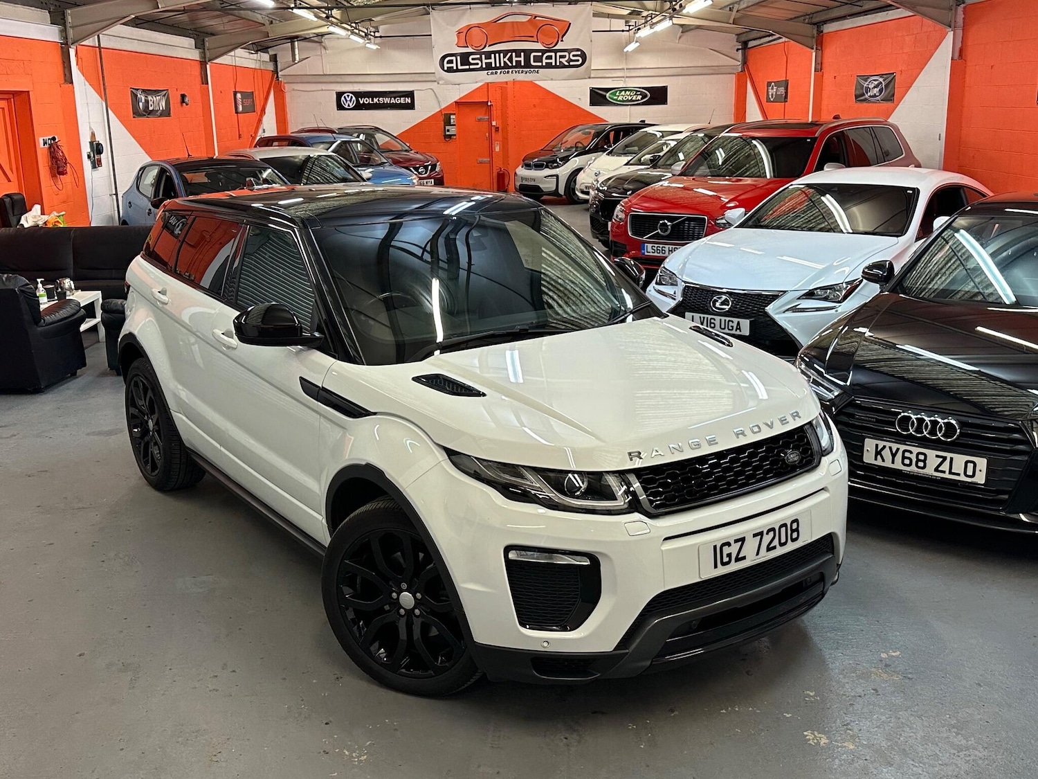 Used Land Rover Range Rover Evoque 2018 for sale - 77400861: Photo 2