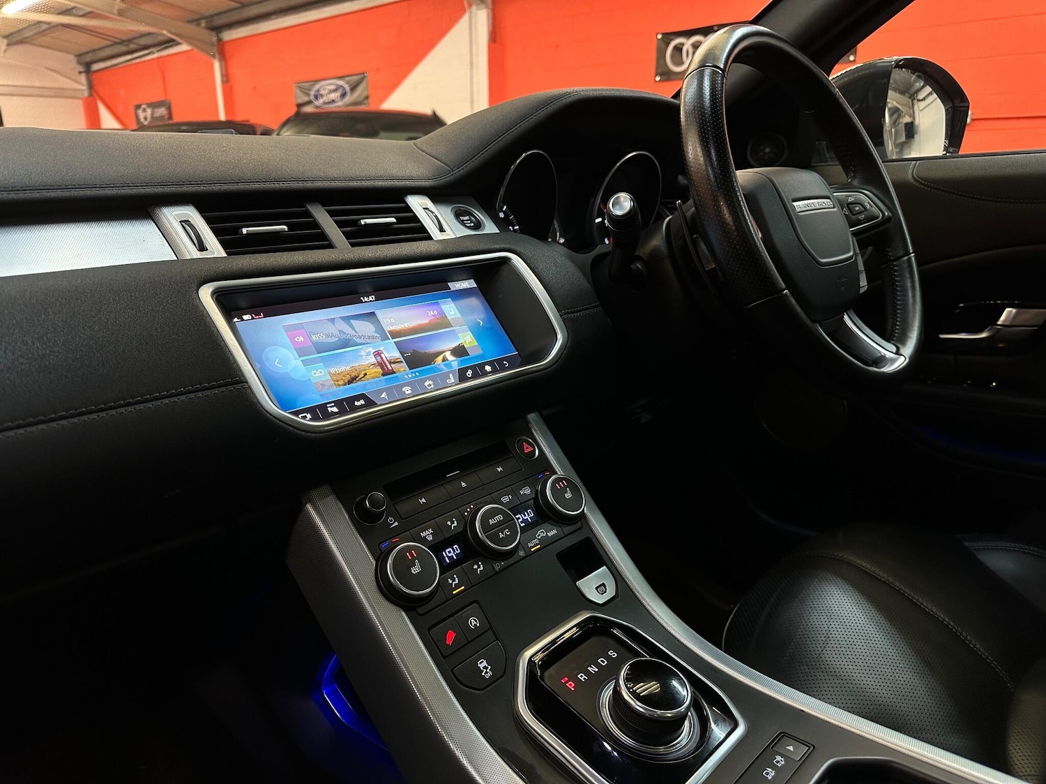 Used Land Rover Range Rover Evoque 2018 for sale - 77400861: Photo 22