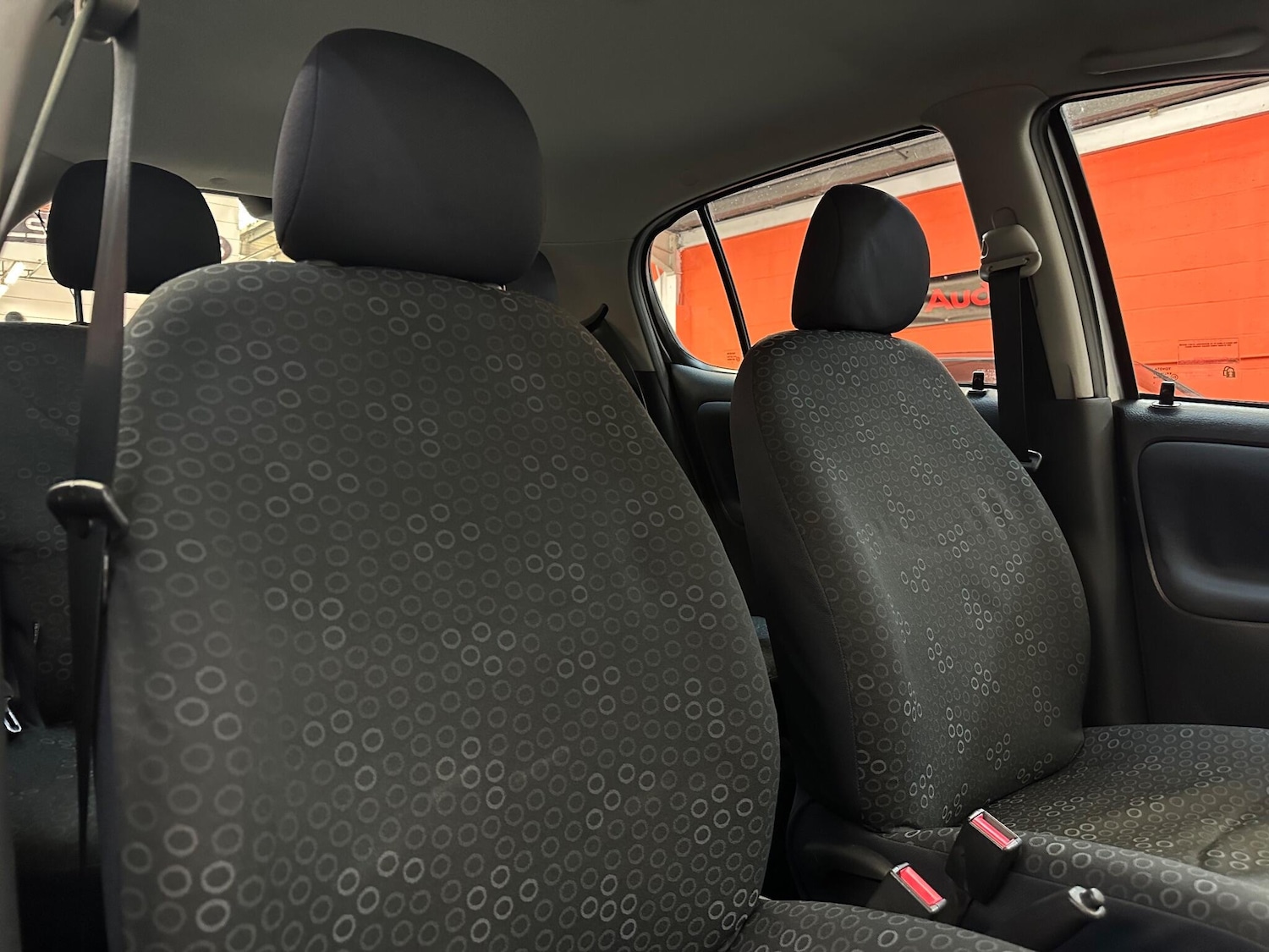Used Toyota Yaris 2005 for sale - 76377868: Photo 16